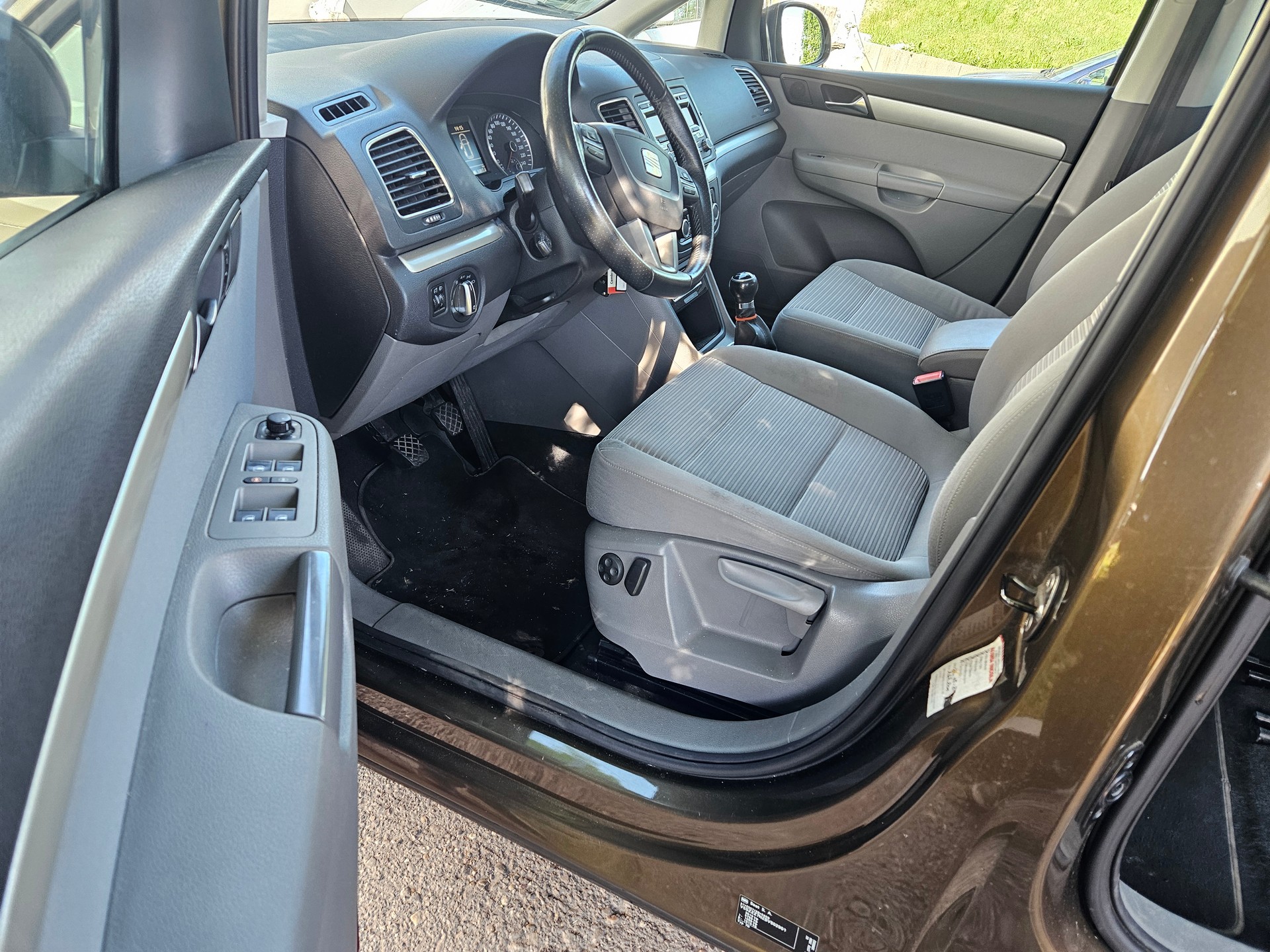 SEAT Alhambra 2.0 TDI Ecomotive-image-6