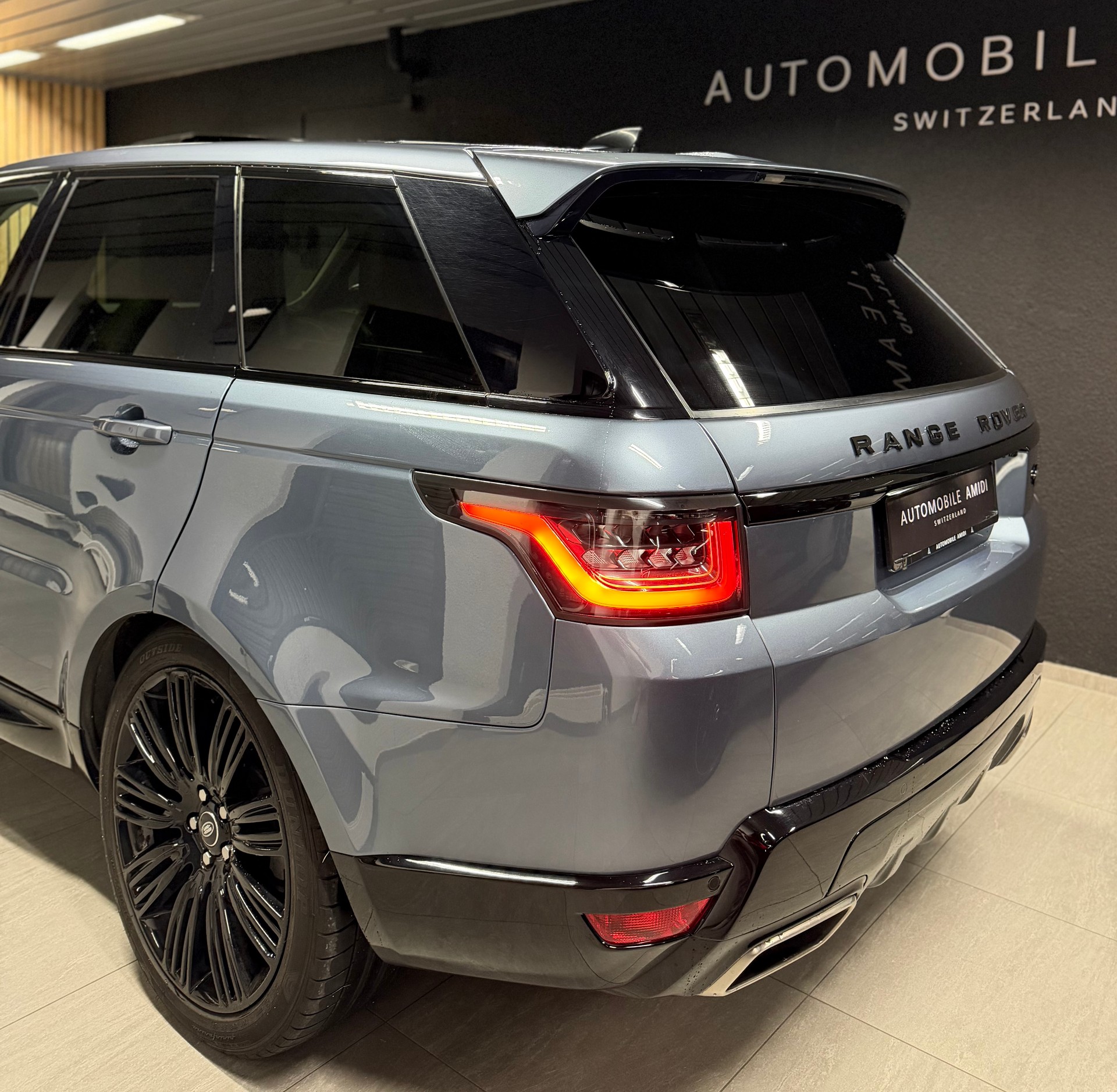 LAND ROVER Range Rover Sport 3.0 SDV6 HSE Dynamic Automatic-image-4