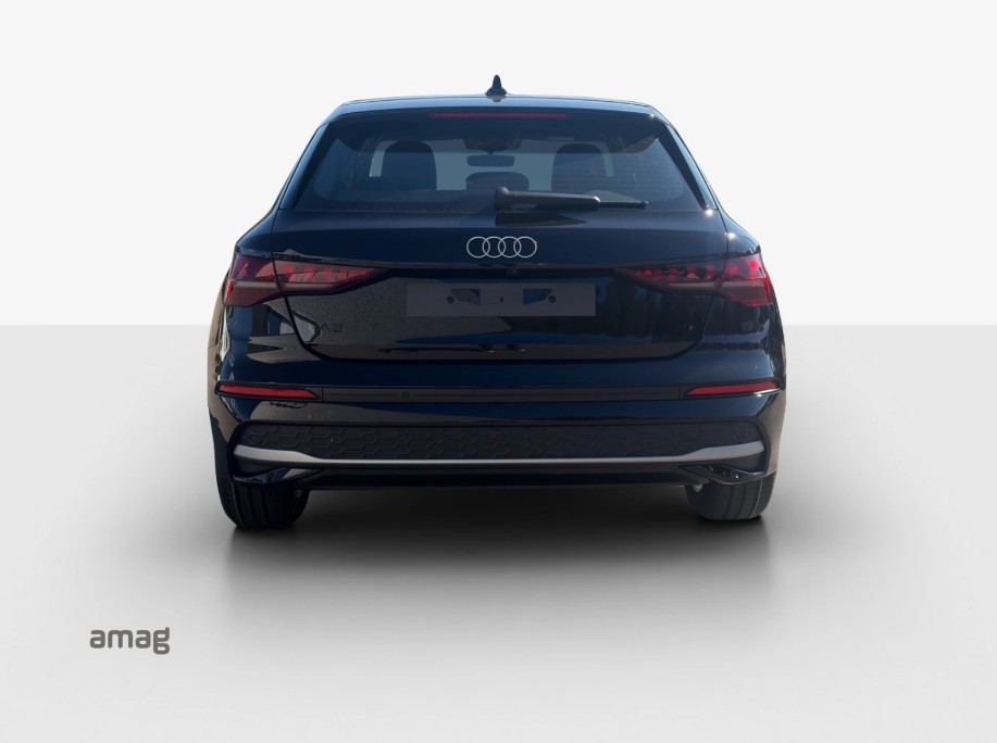 AUDI A3 Sportback TFSI 85 kW Ambition S-tronic-image-3