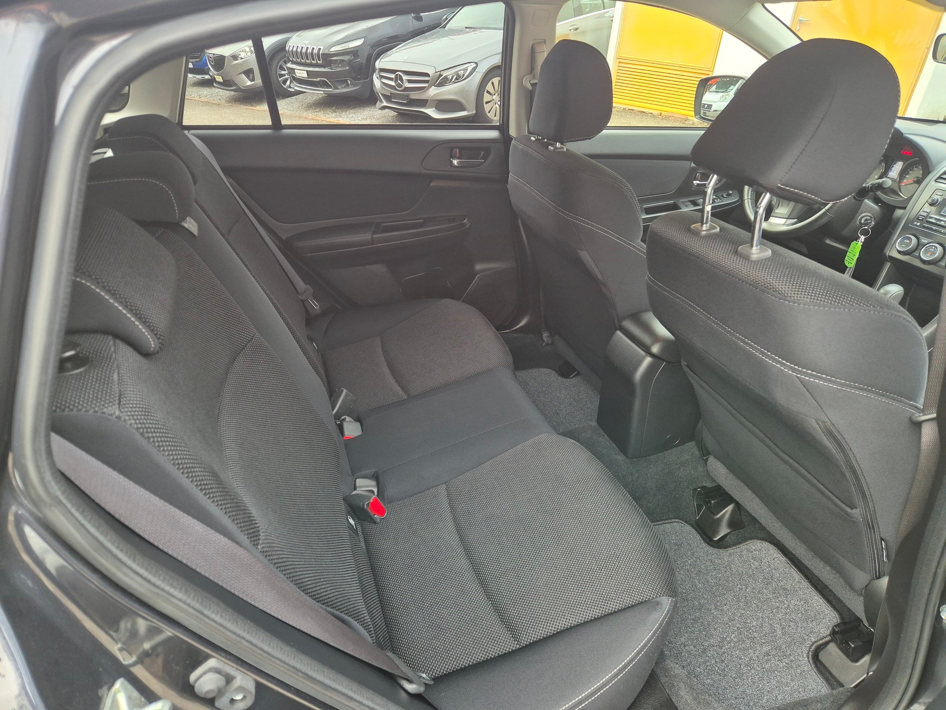 SUBARU XV 2.0 Swiss Two AWD CVT-image-5