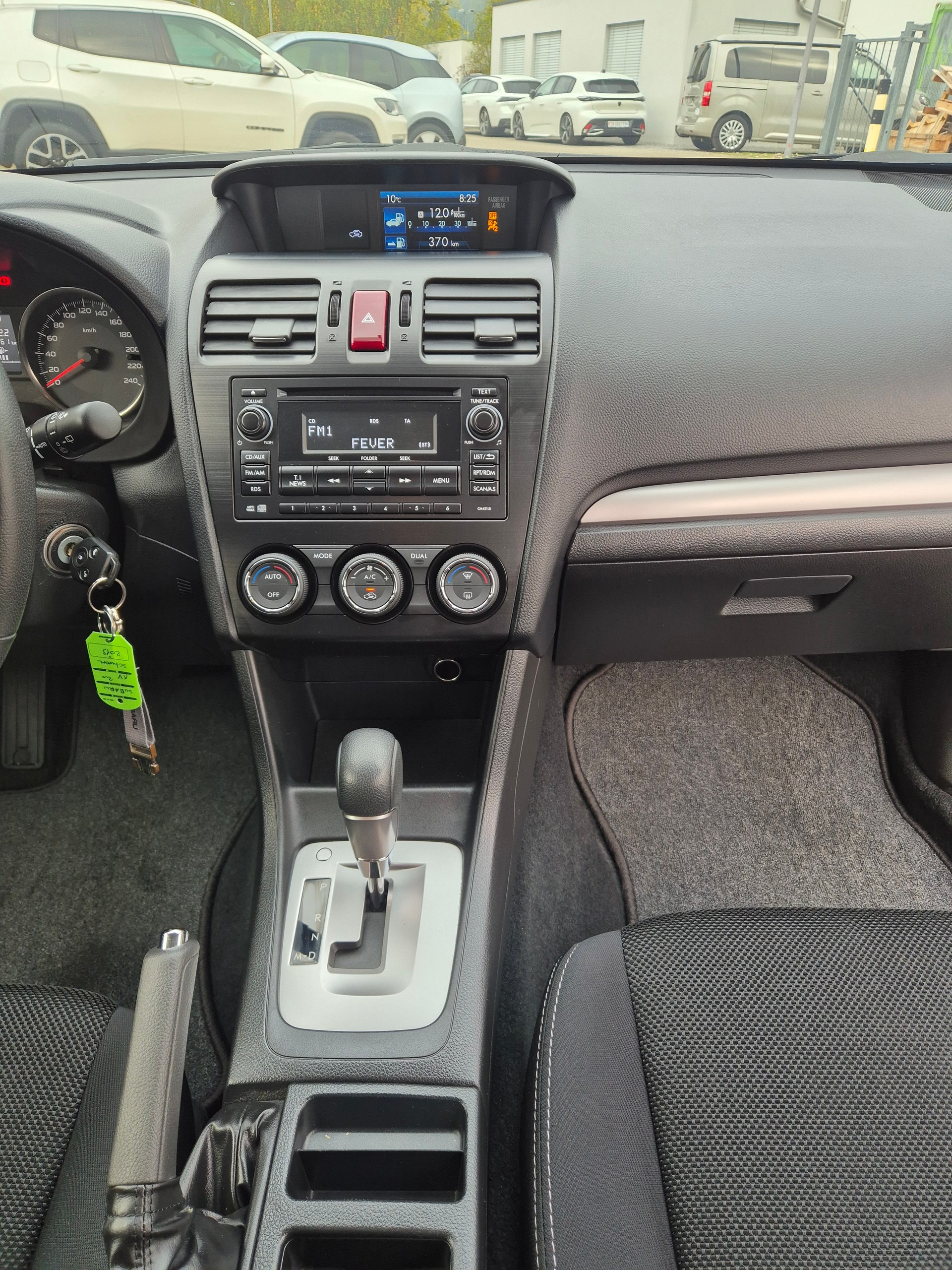 SUBARU XV 2.0 Swiss Two AWD CVT-image-11