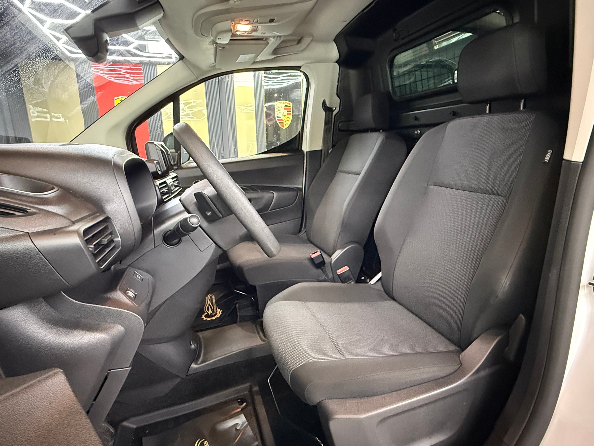 OPEL Combo Cargo 1.5 s/s Erhöhte Nutzlast 4x4 A-image-9