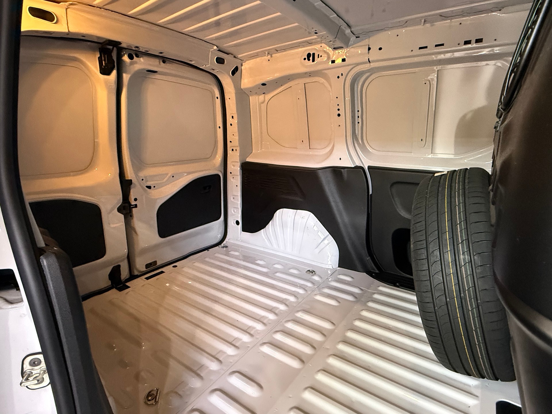 OPEL Combo Cargo 1.5 s/s Erhöhte Nutzlast 4x4 A-image-15