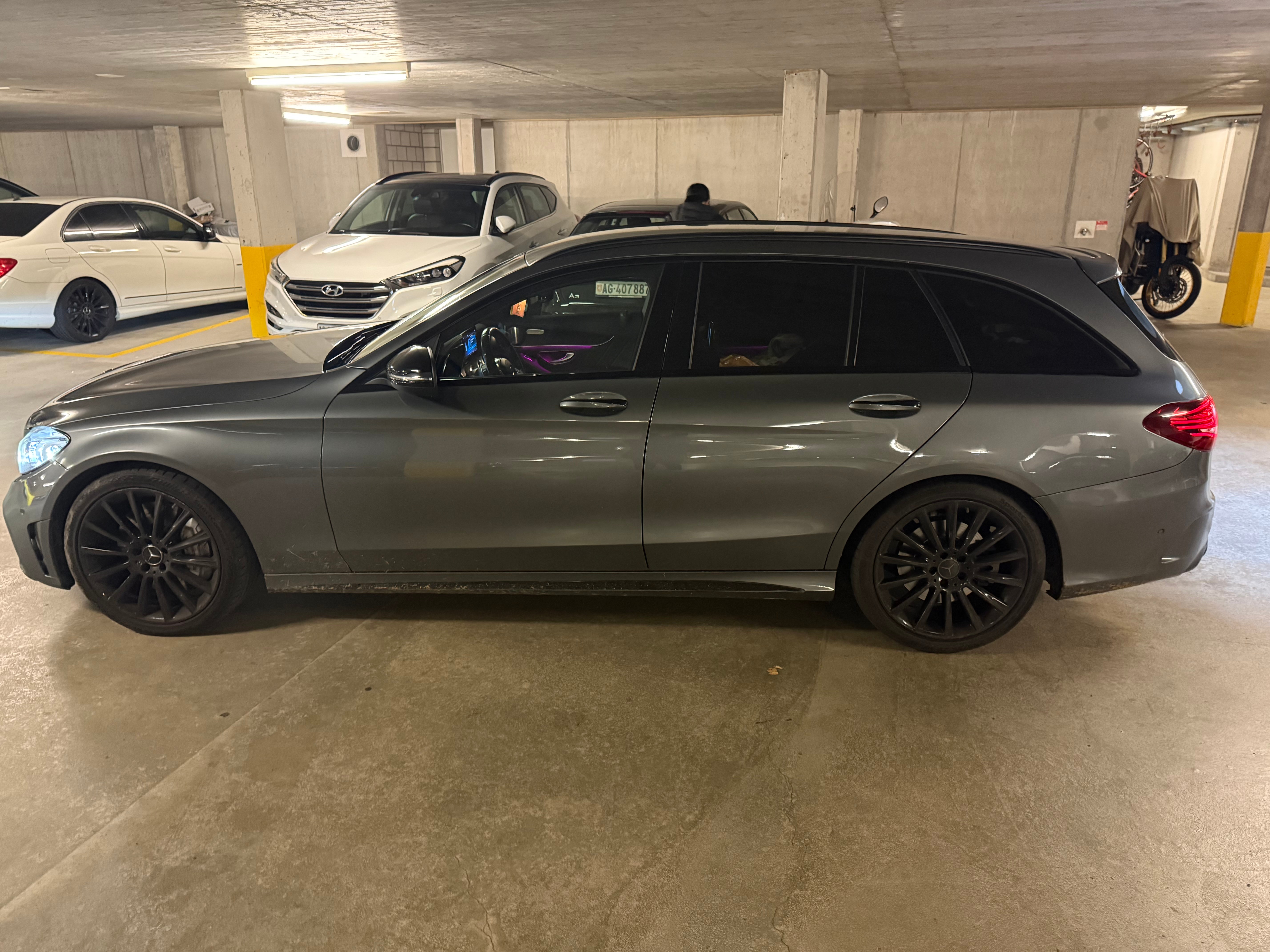 Car photo