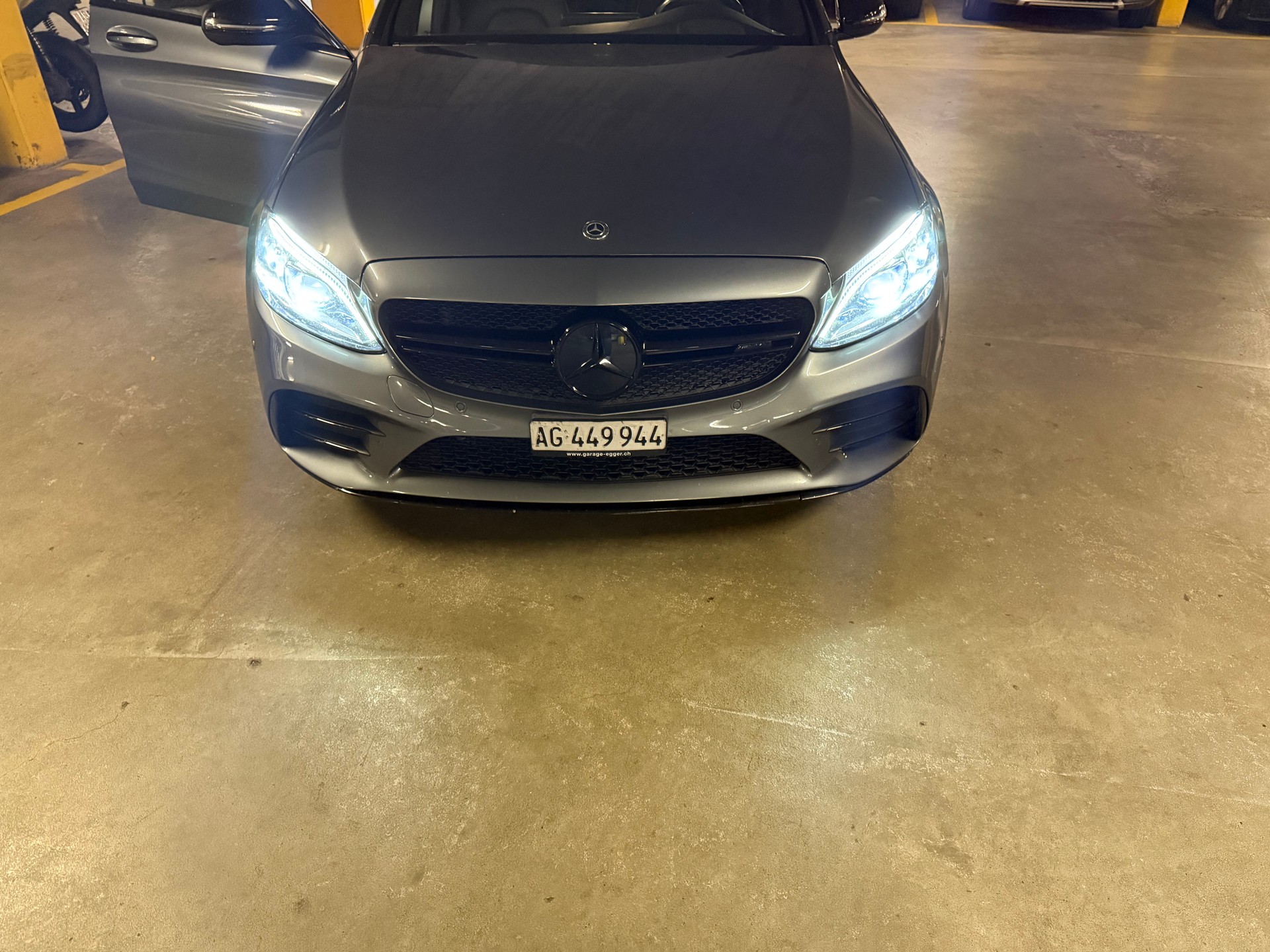 MERCEDES-BENZ C 43 AMG 4matic-image-2