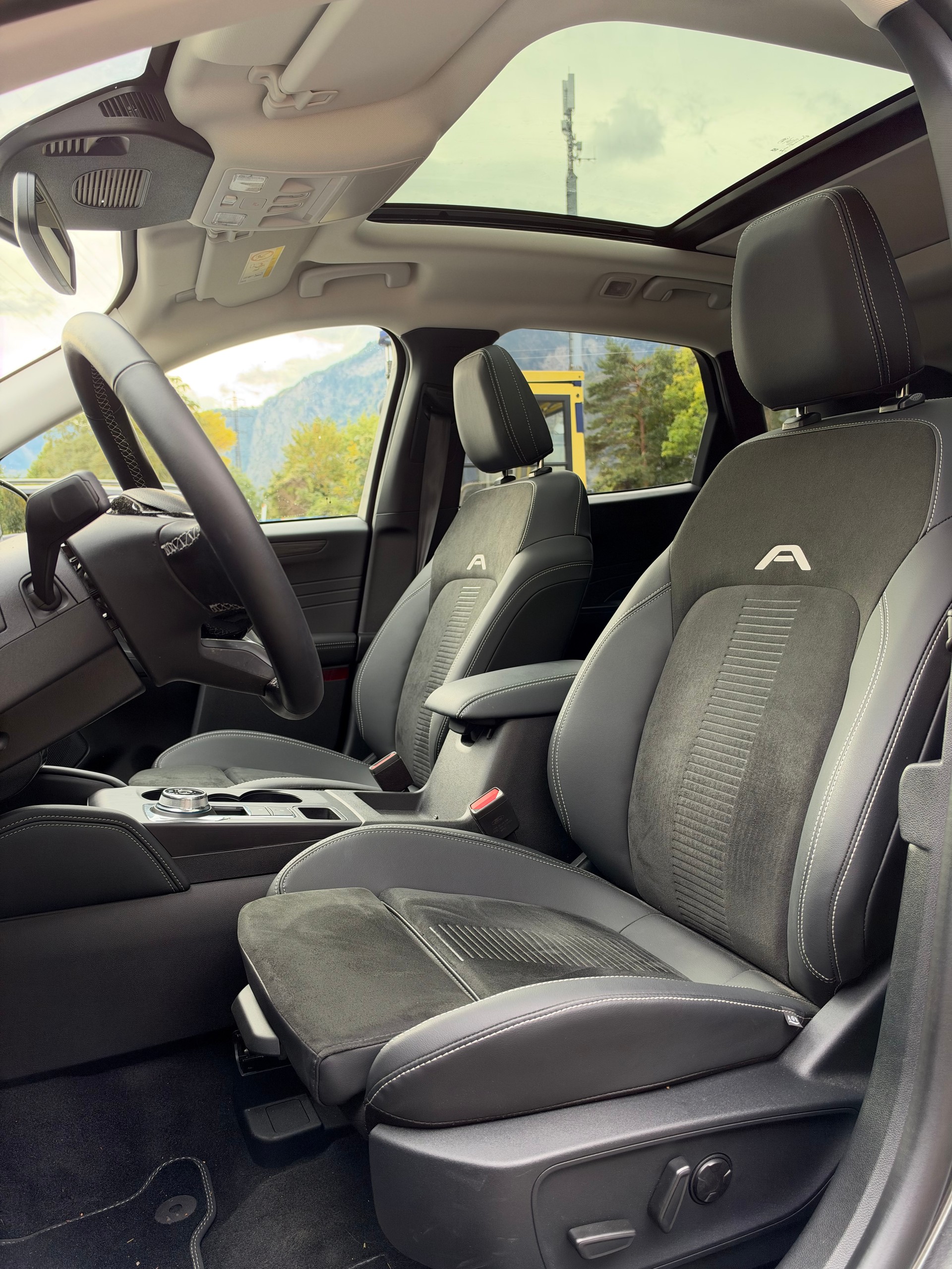 FORD Kuga 2.5 PHEV Active X FWD-image-15