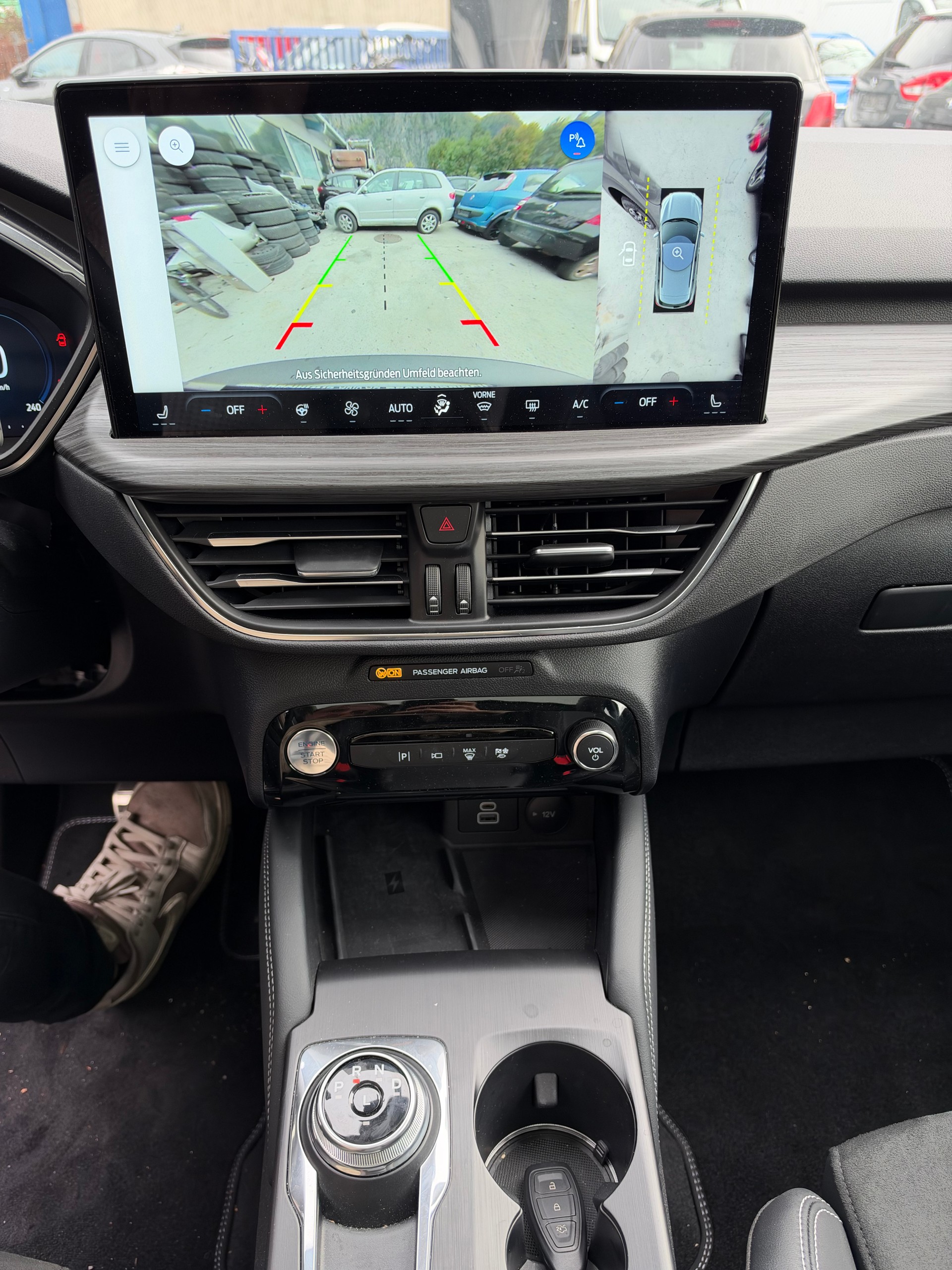 FORD Kuga 2.5 PHEV Active X FWD-image-14