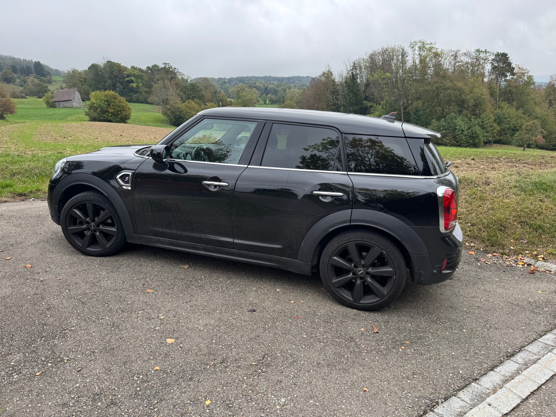 MINI 2.0i Cooper S ALL4 Trafalgar-image-1