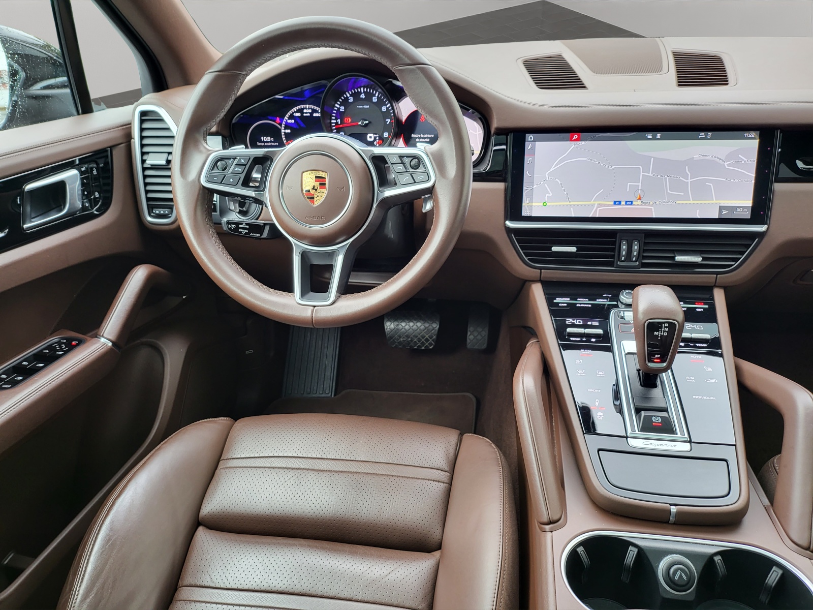 PORSCHE Cayenne-image-10