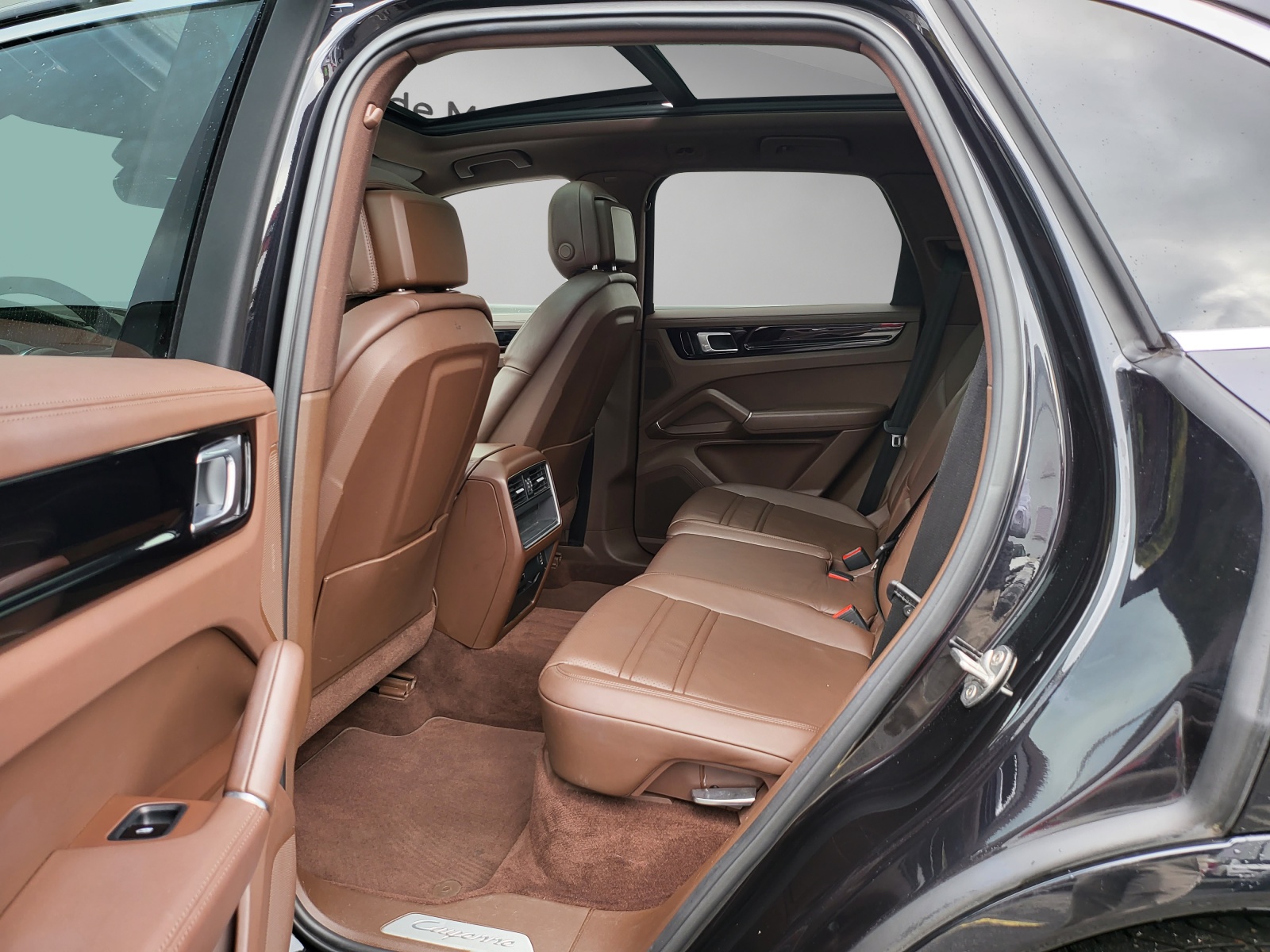 PORSCHE Cayenne-image-9