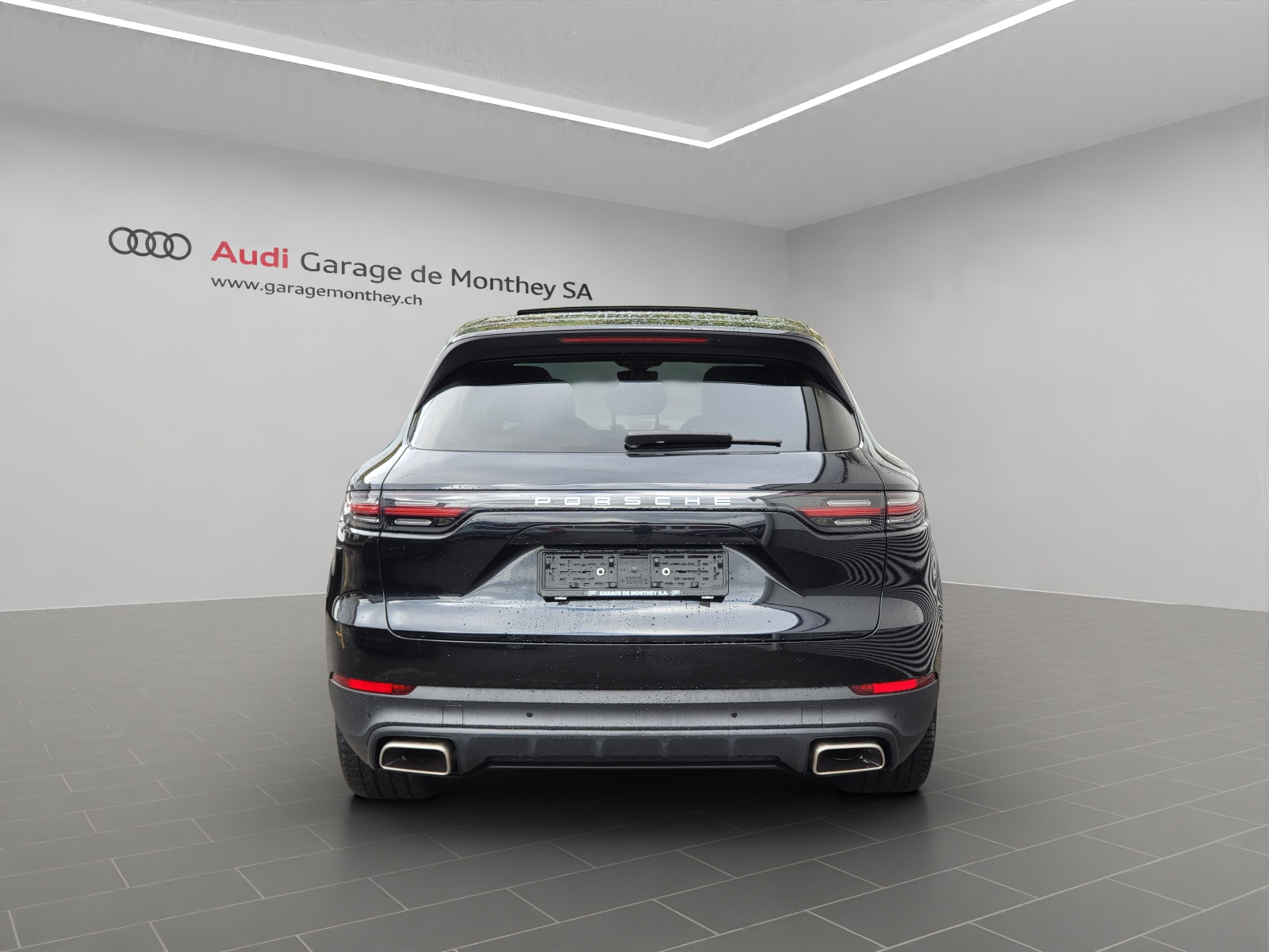 PORSCHE Cayenne-image-4