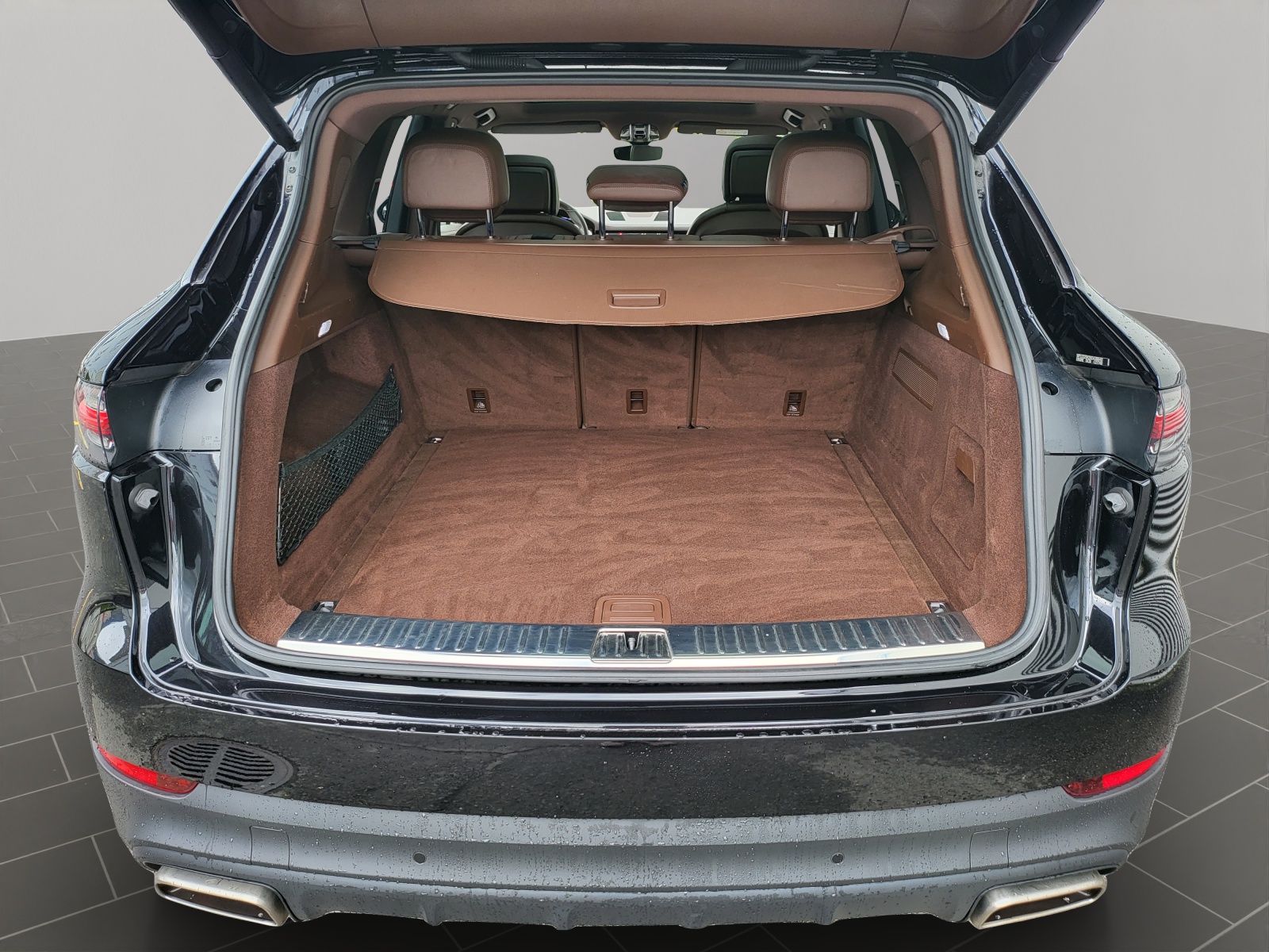 PORSCHE Cayenne-image-15
