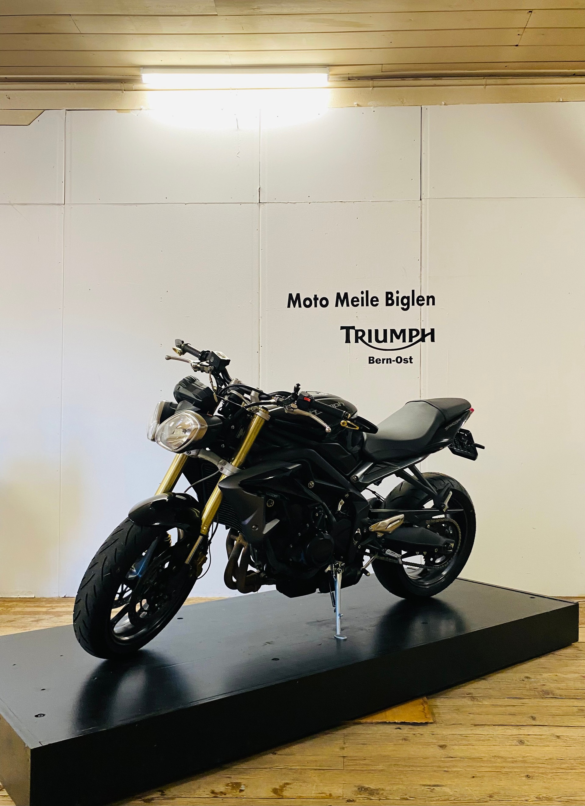 TRIUMPH Street Triple 675 (25kW)-showroom-element-3