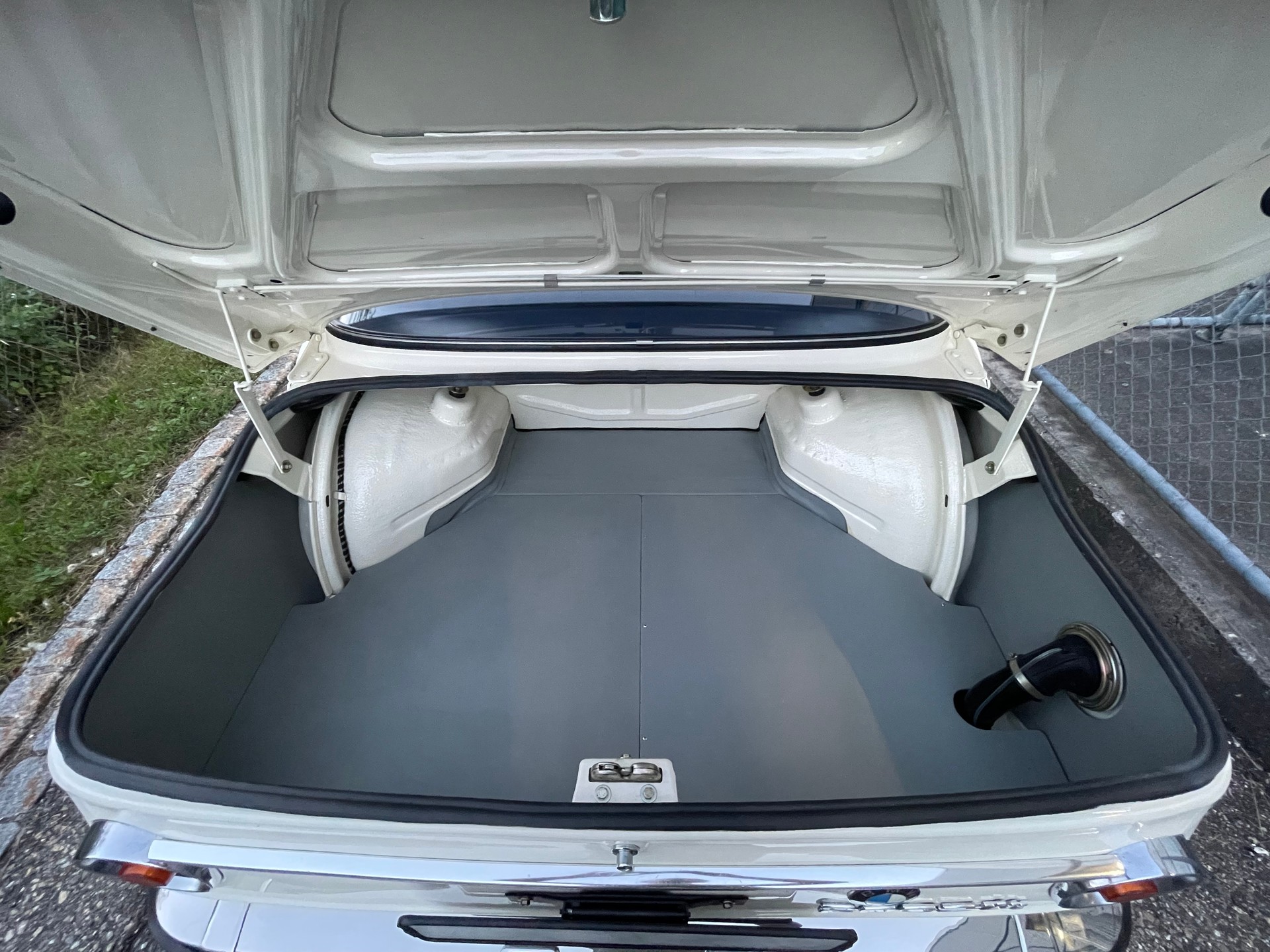 BMW Tii-image-4