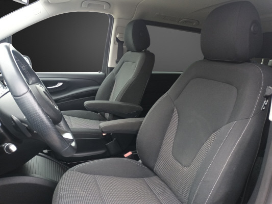 MERCEDES-BENZ V 220 d L 4Matic-image-6
