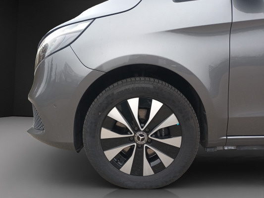 MERCEDES-BENZ V 220 d L 4Matic-image-5