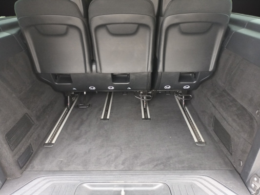 MERCEDES-BENZ V 220 d L 4Matic-image-10