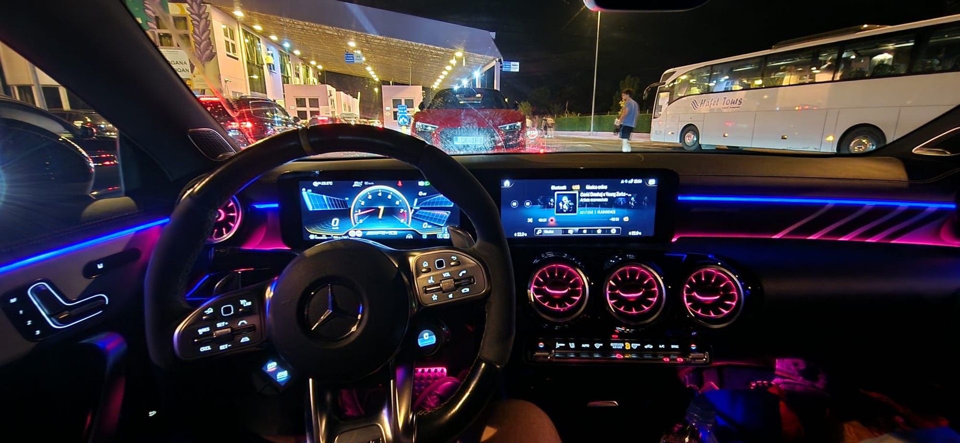 MERCEDES-BENZ CLA 45 S AMG 4Matic+ 8G-DCT-image-5