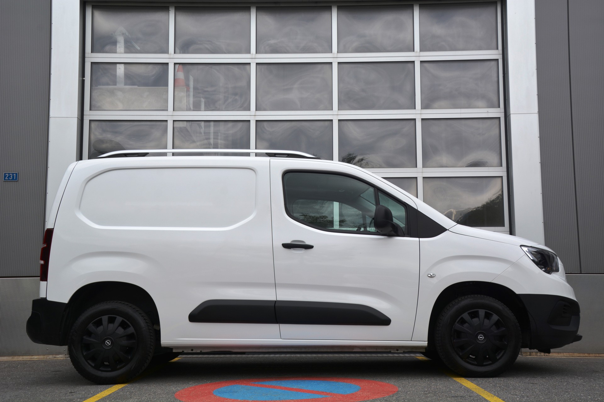 OPEL Combo 1.2 Cargo Enjoy start/stop-image-4