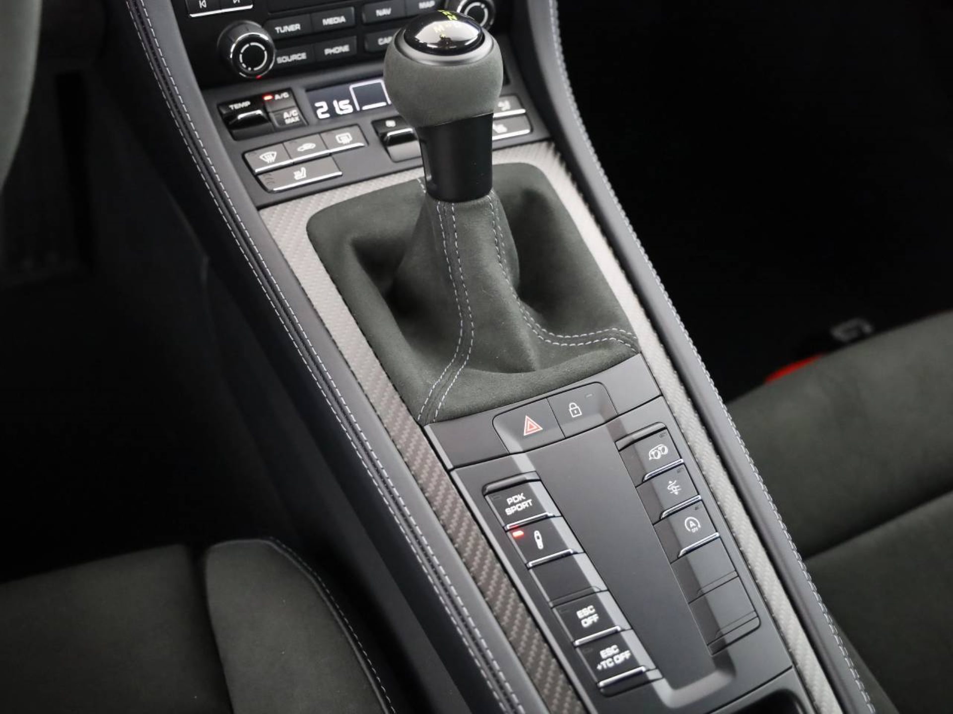 PORSCHE 718 Spyder RS-image-17