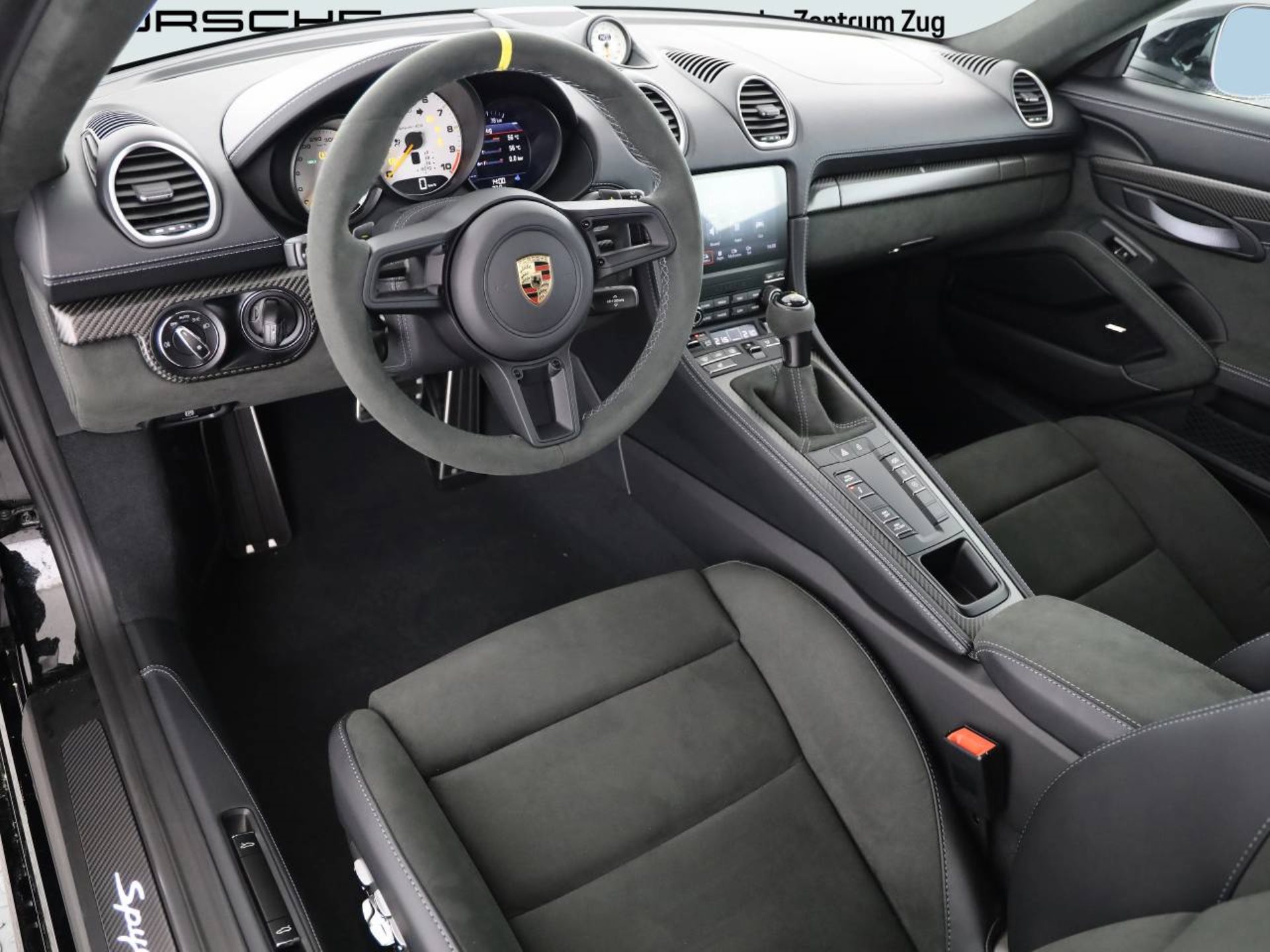 PORSCHE 718 Spyder RS-image-3