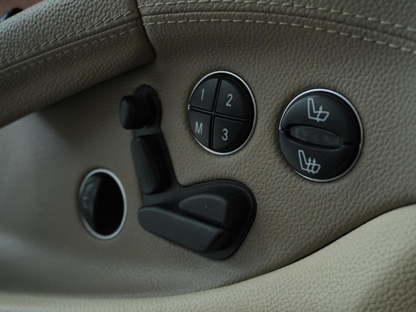 MERCEDES-BENZ SL 350-image-6