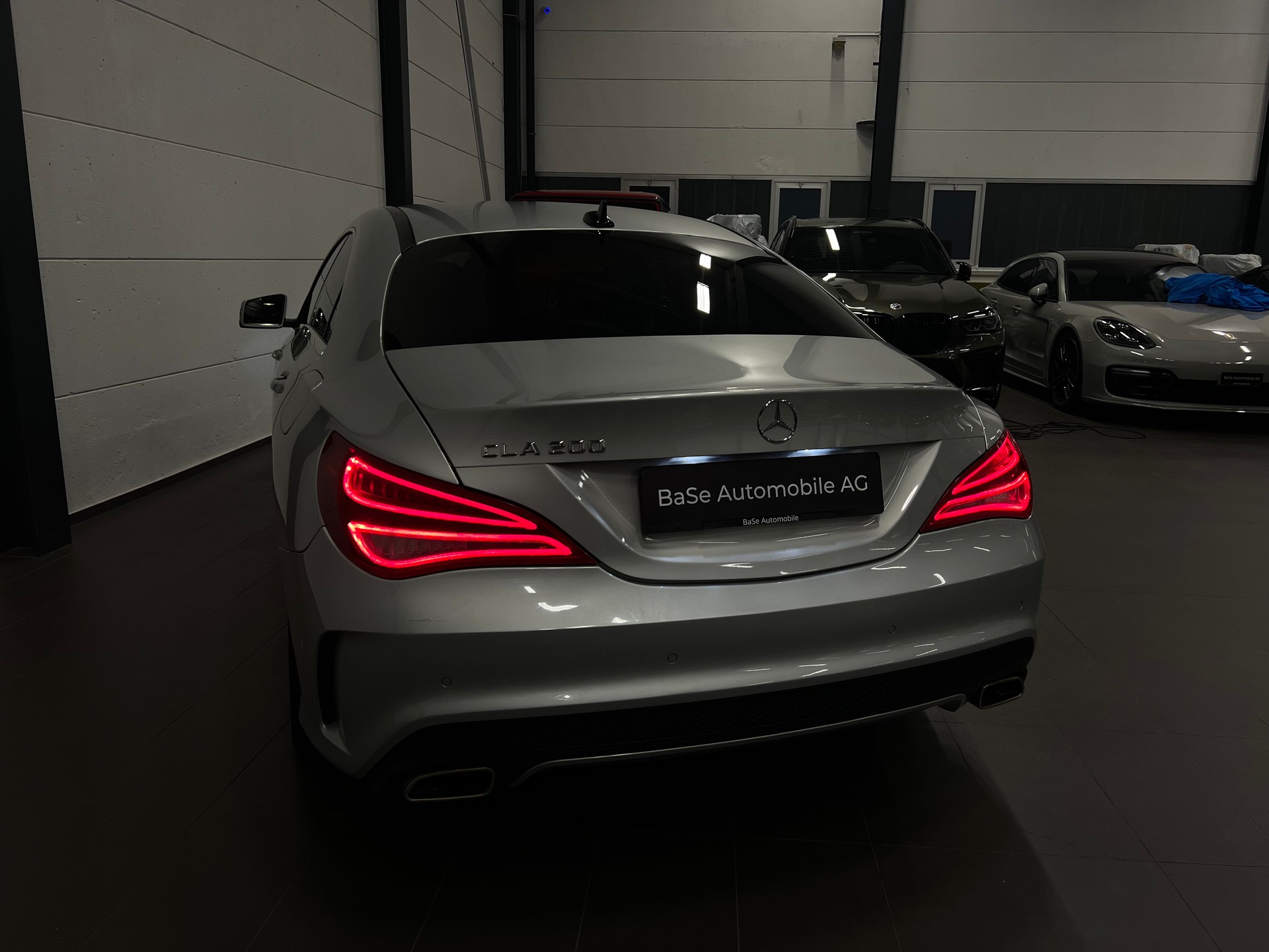 MERCEDES-BENZ CLA 200 AMG Line 7G-DCT-image-16