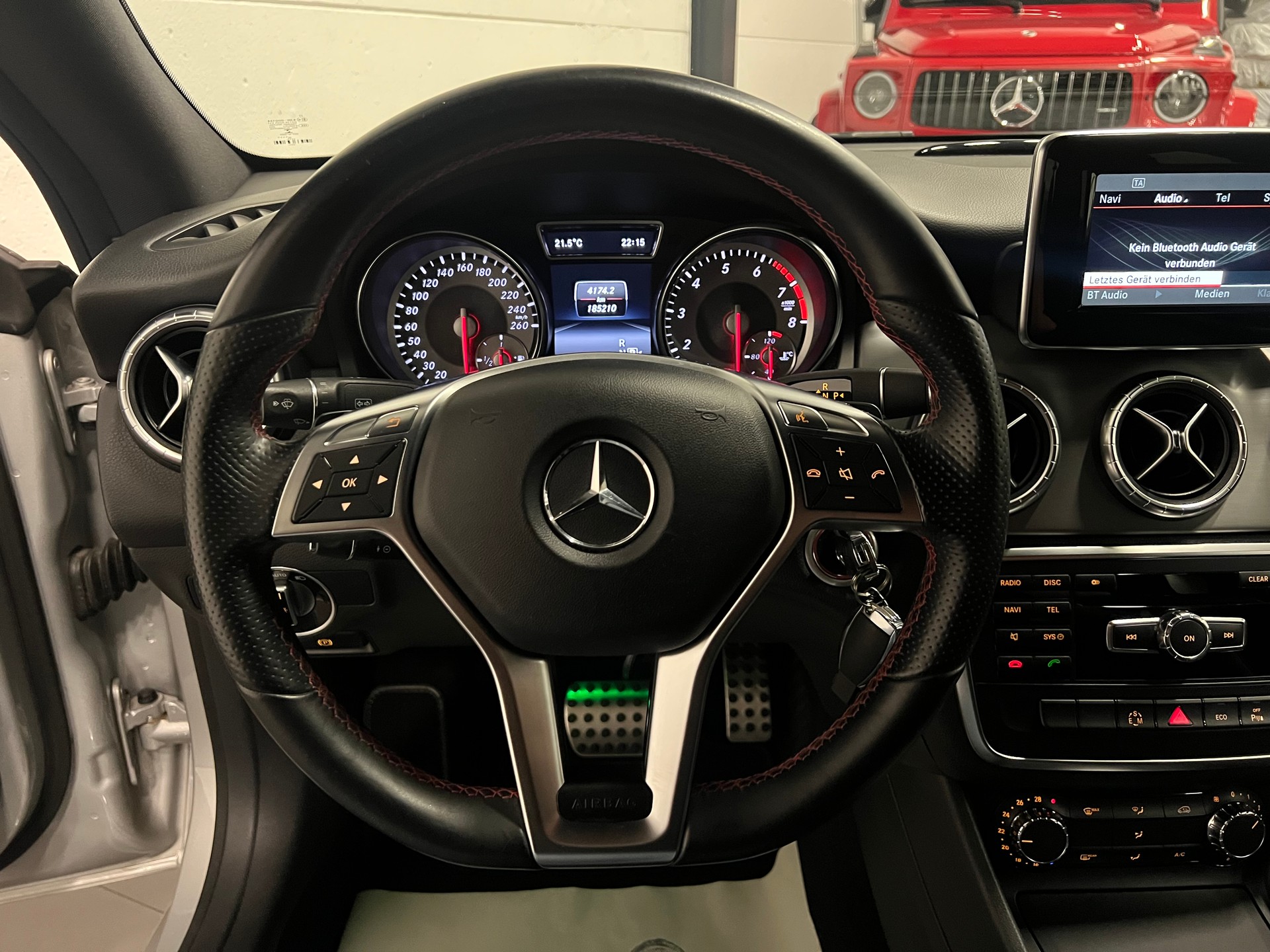 MERCEDES-BENZ CLA 200 AMG Line 7G-DCT-image-26