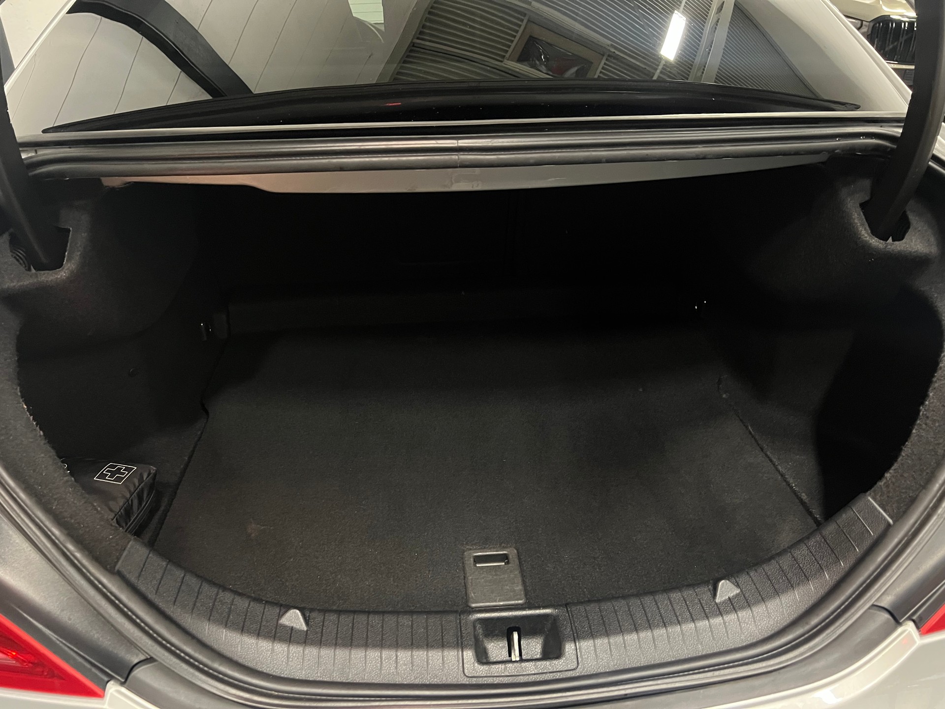MERCEDES-BENZ CLA 200 AMG Line 7G-DCT-image-30