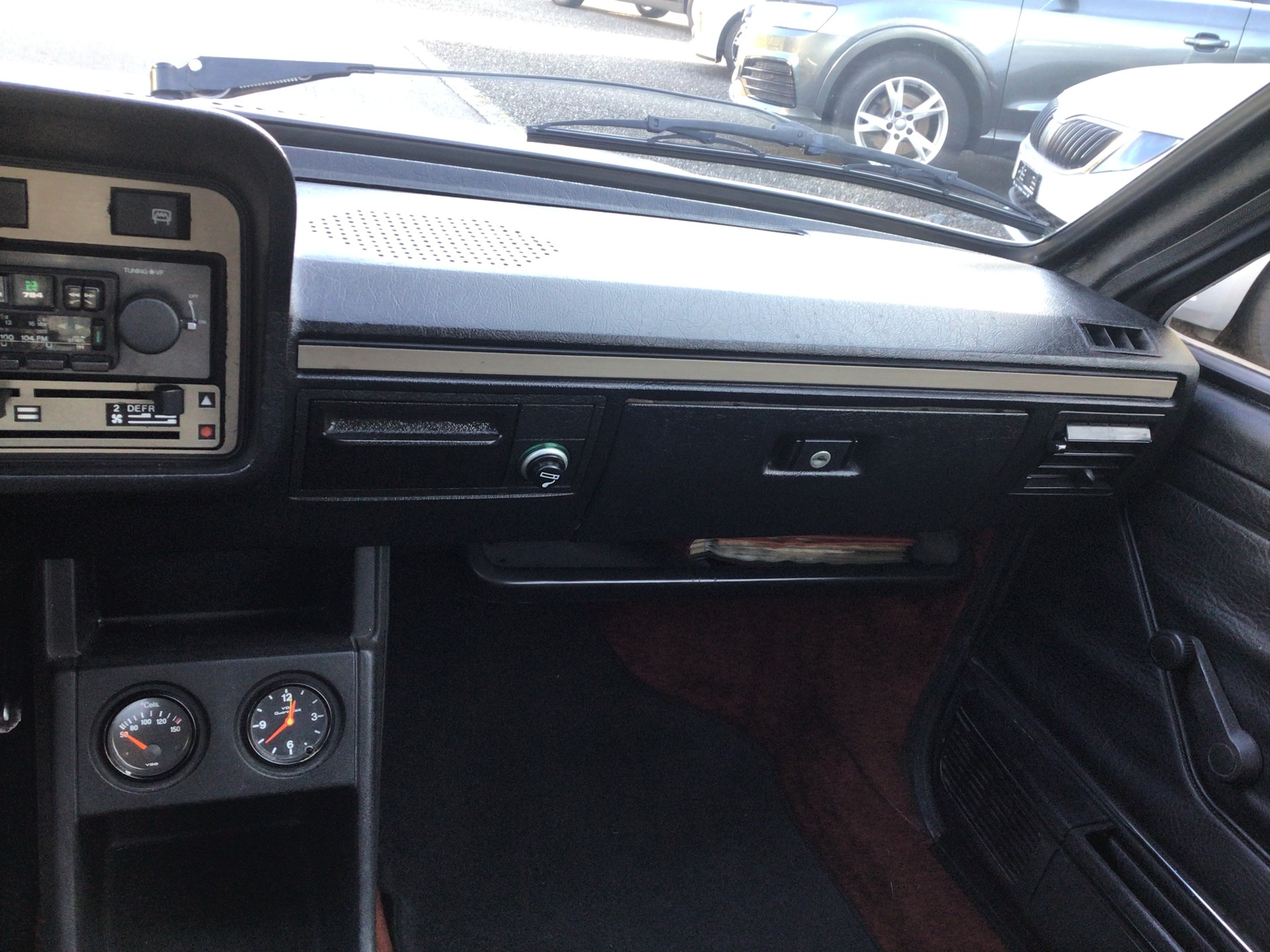 VW SCIROCCO-image-12
