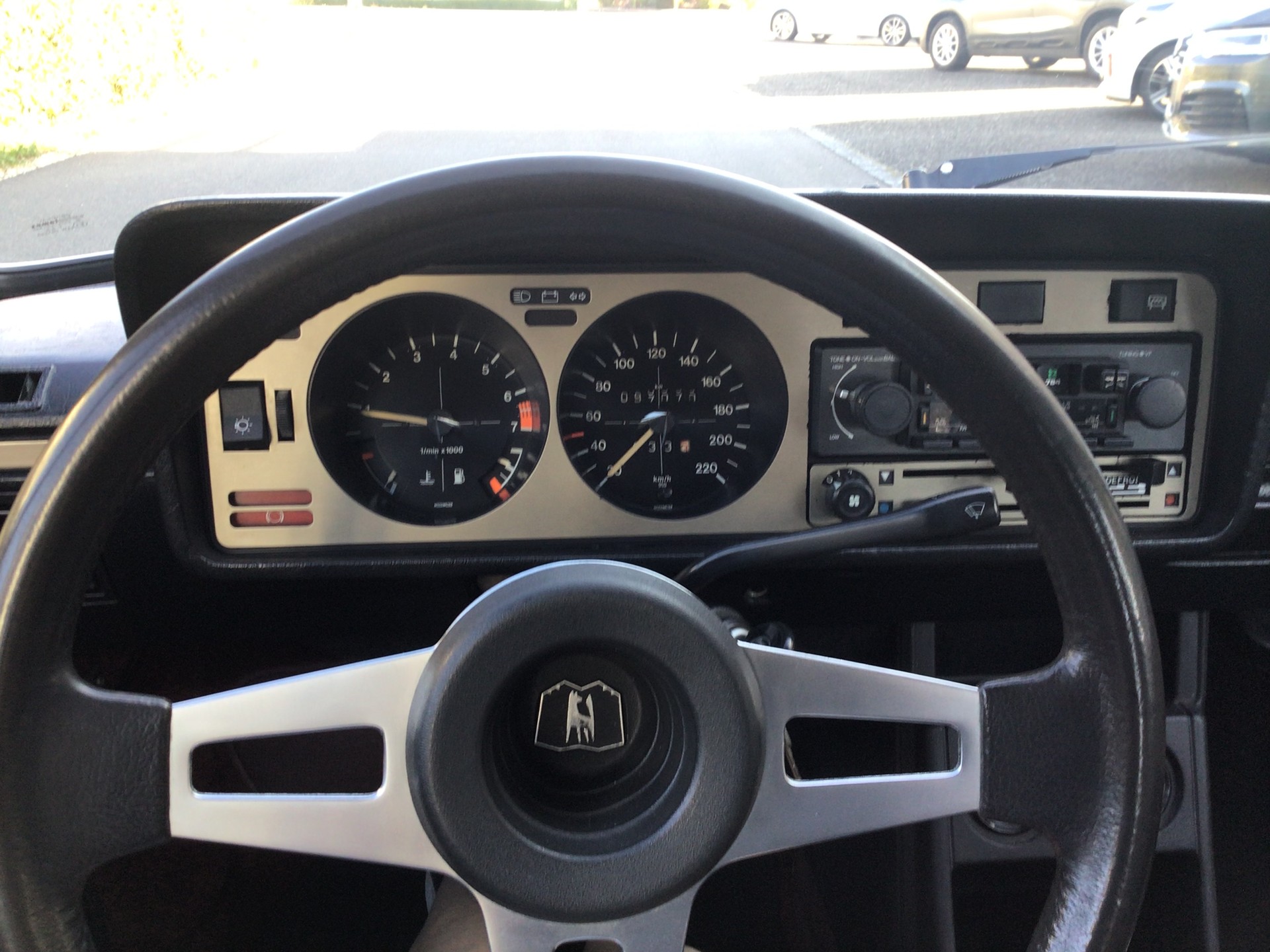 VW SCIROCCO-image-11