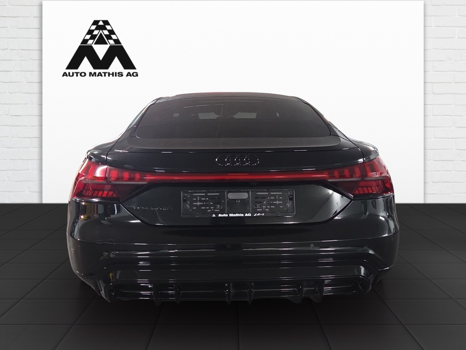 AUDI e-tron GT quattro-image-9