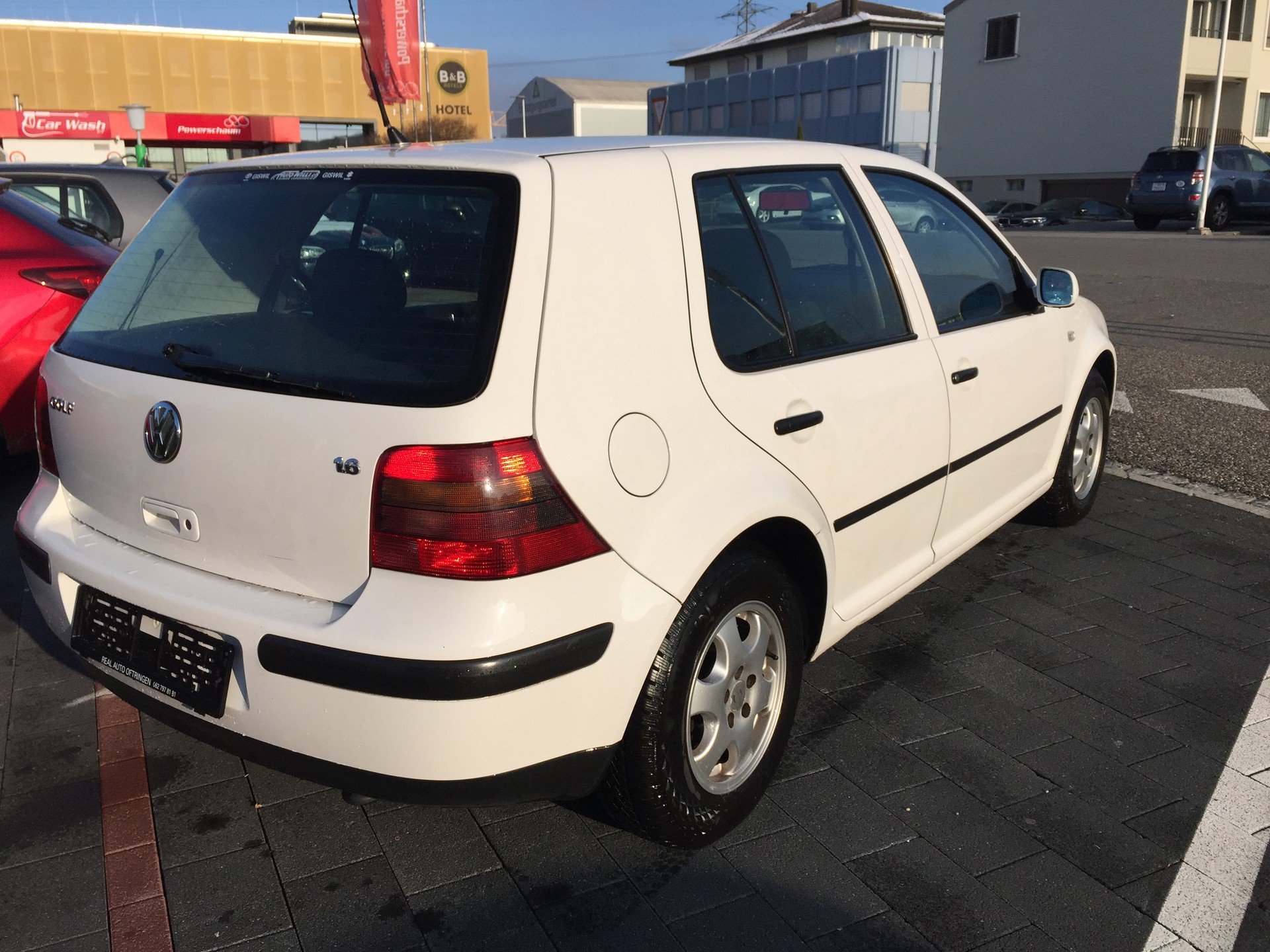 VW Golf 1.6 Comfortline-image-4