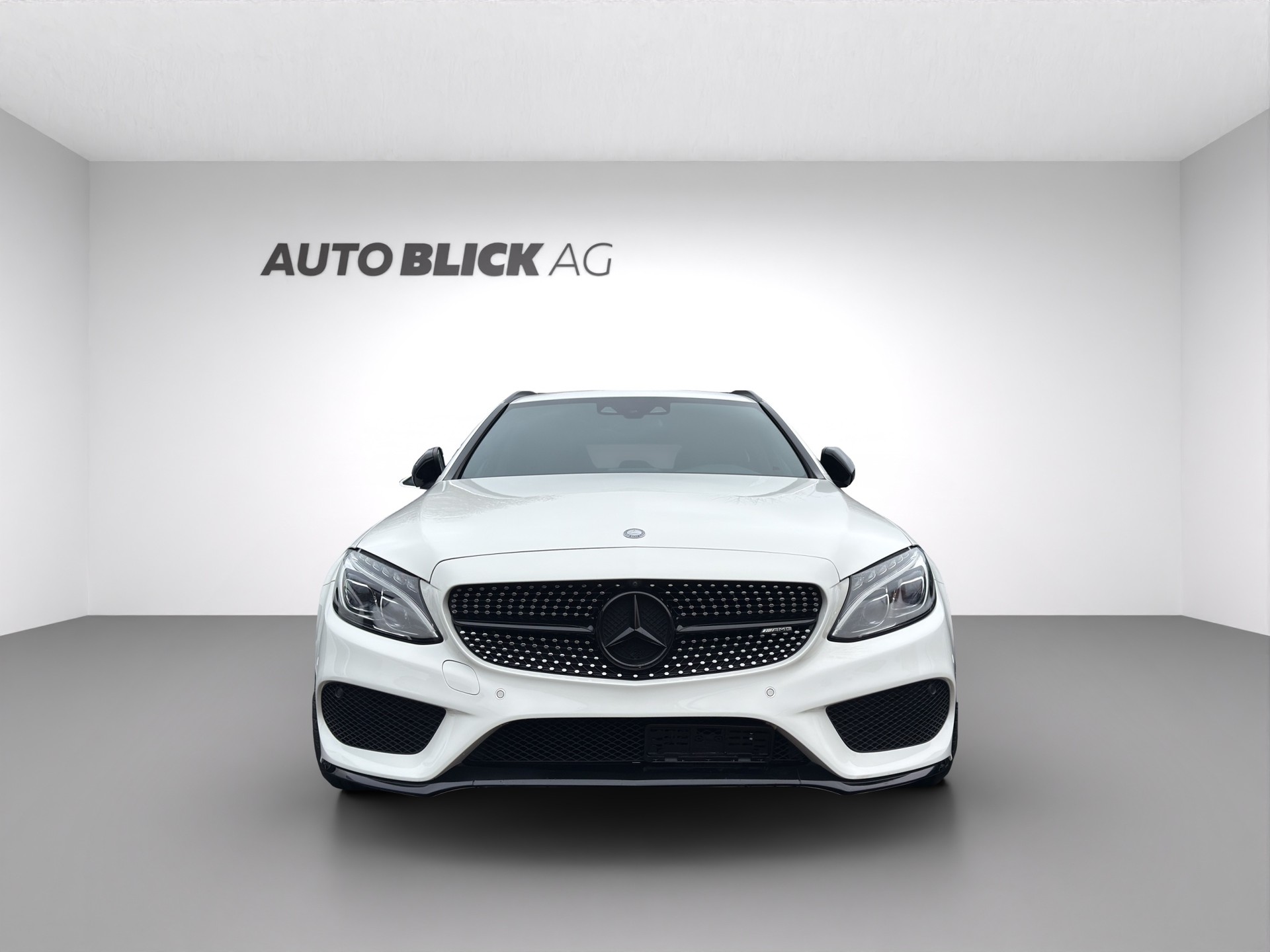 MERCEDES-BENZ C 43 AMG 4Matic 9G-Tronic-image-2