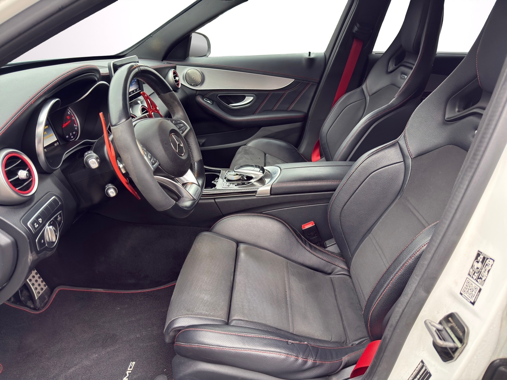MERCEDES-BENZ C 43 AMG 4Matic 9G-Tronic-image-10