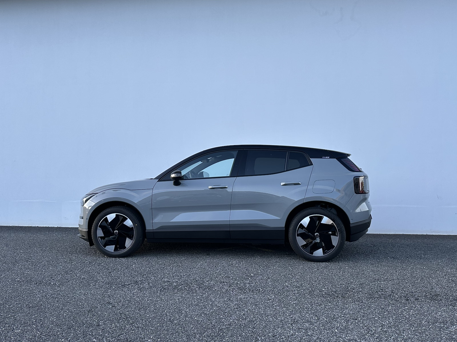 VOLVO EX 30 E60 Twin Ultra Performance AWD-image-4