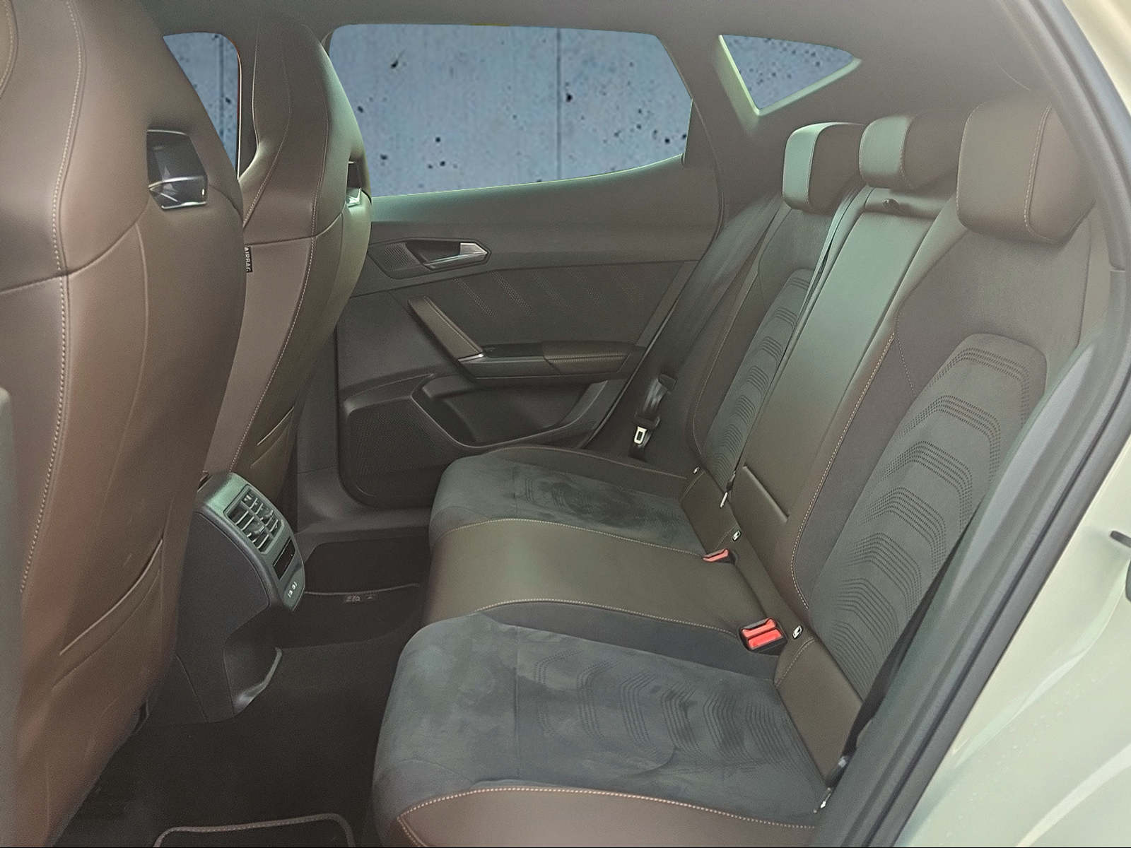CUPRA Formentor 2.5TSI VZ5 Taiga Grey 4Drive DSG-image-11