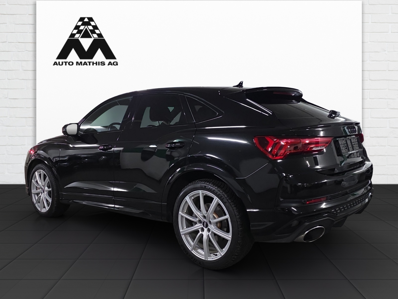AUDI RS Q3 Sportback quattro S tronic-image-3