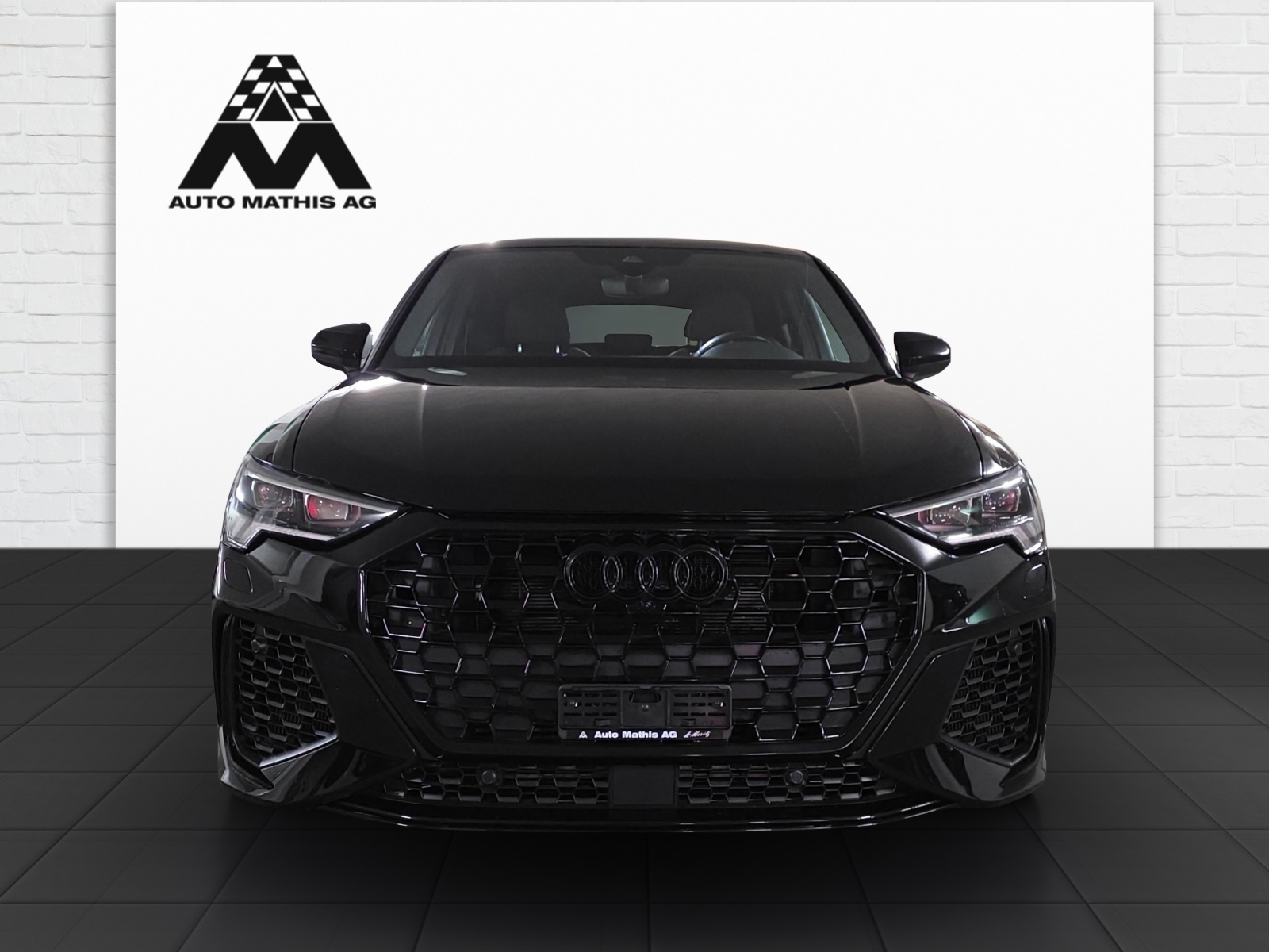 AUDI RS Q3 Sportback quattro S tronic-image-1