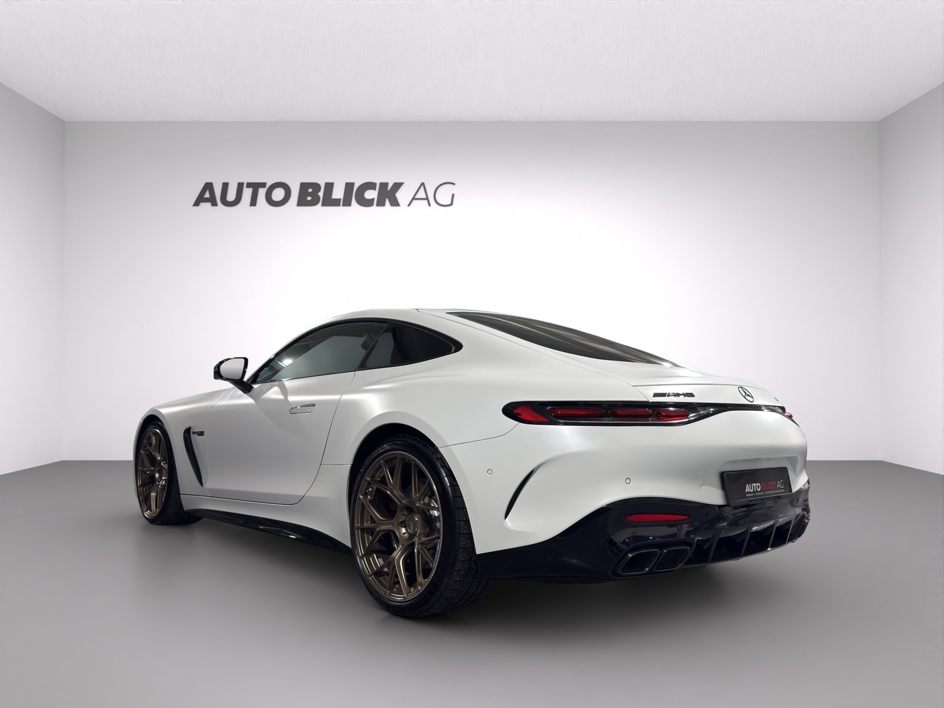 MERCEDES-BENZ AMG GT 63 4Matic+ Executive Edition-image-6