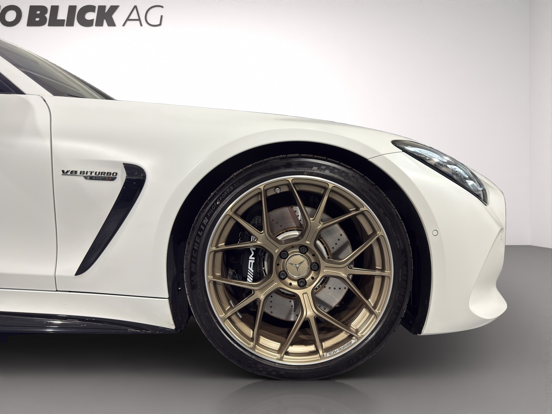 MERCEDES-BENZ AMG GT 63 4Matic+ Executive Edition-image-8