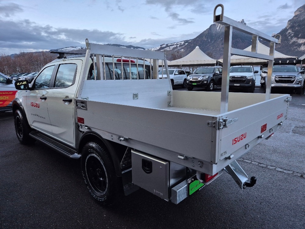 ISUZU D-MAX EV CrewCab N60 Nitro Sport 4x4-image-4