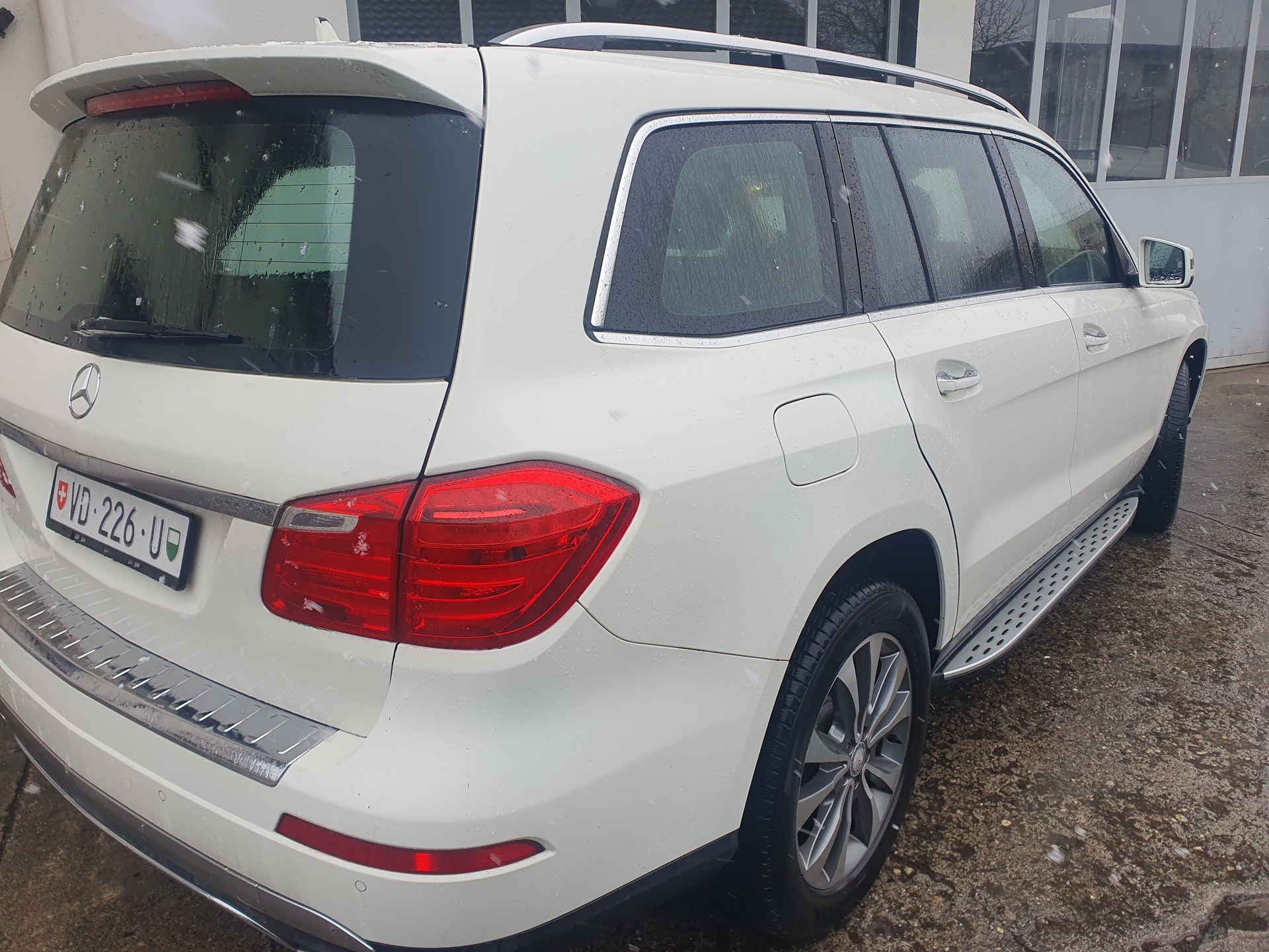 MERCEDES-BENZ GL 500 4Matic 7G-Tronic-image-5