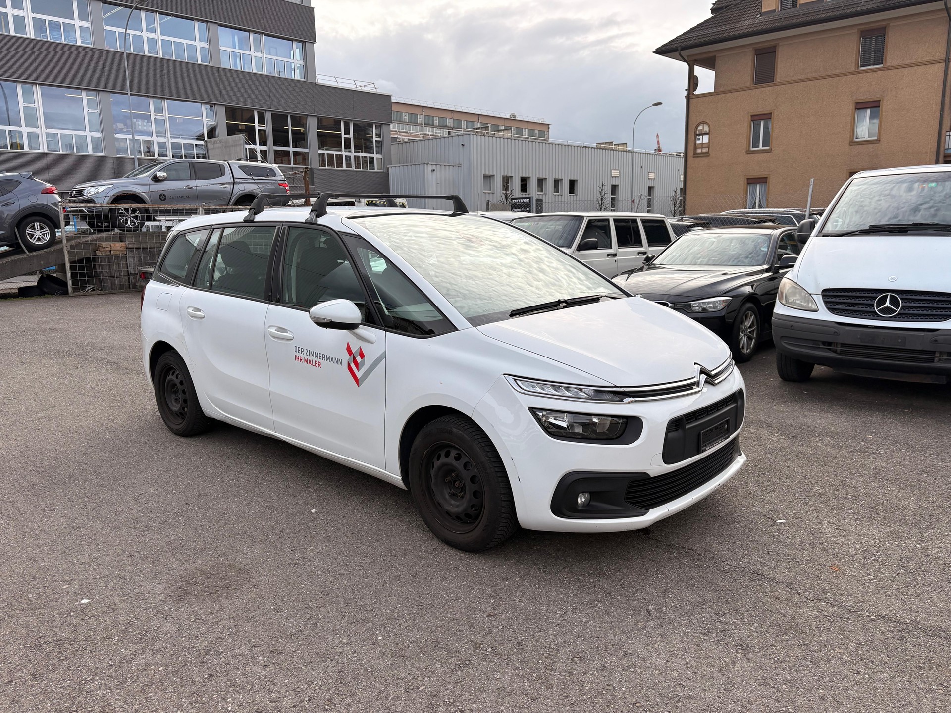 CITROEN Grand C4 Picasso 1.6 BlueHDi Exclusive EAT6-image-1