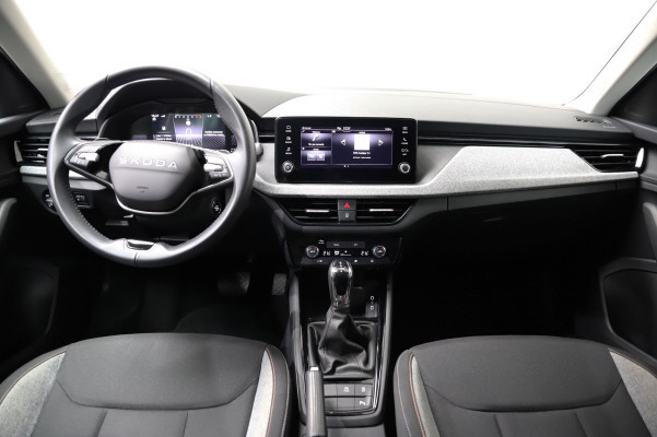 SKODA Kamiq 1.0 TSI Dynamic-image-9