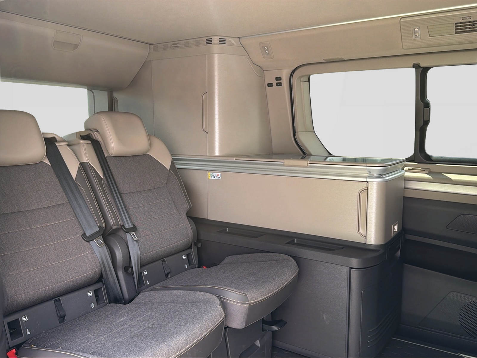 VW California eHybrid Ocean Liberty 4Motion-image-4