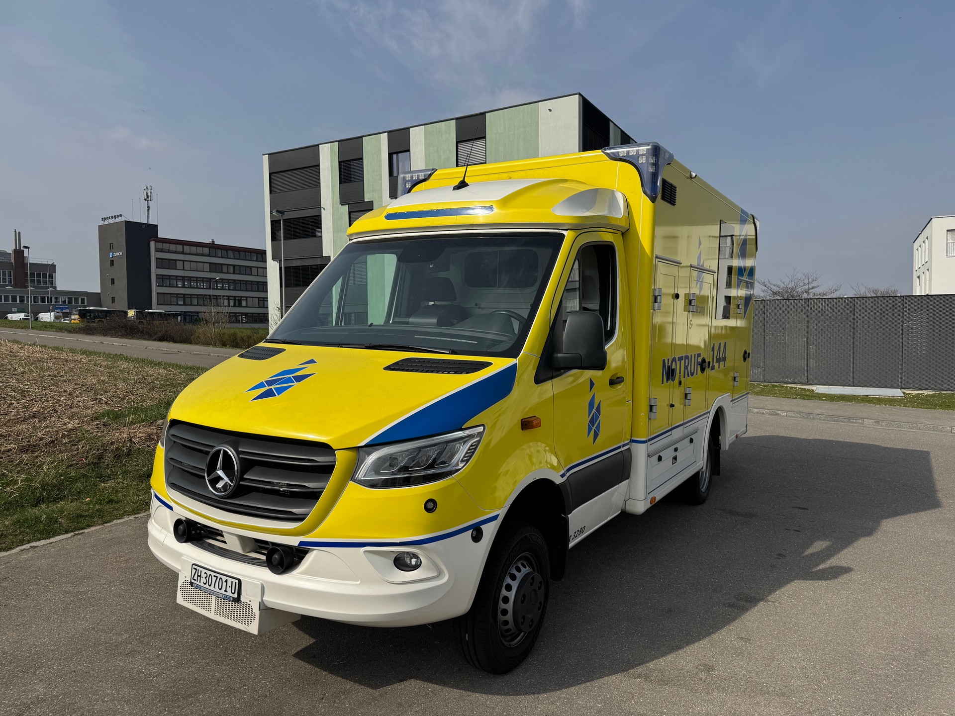 MERCEDES-BENZ Sprinter 519 CDI Lang 7G-TRONIC 4x4 Reduziert