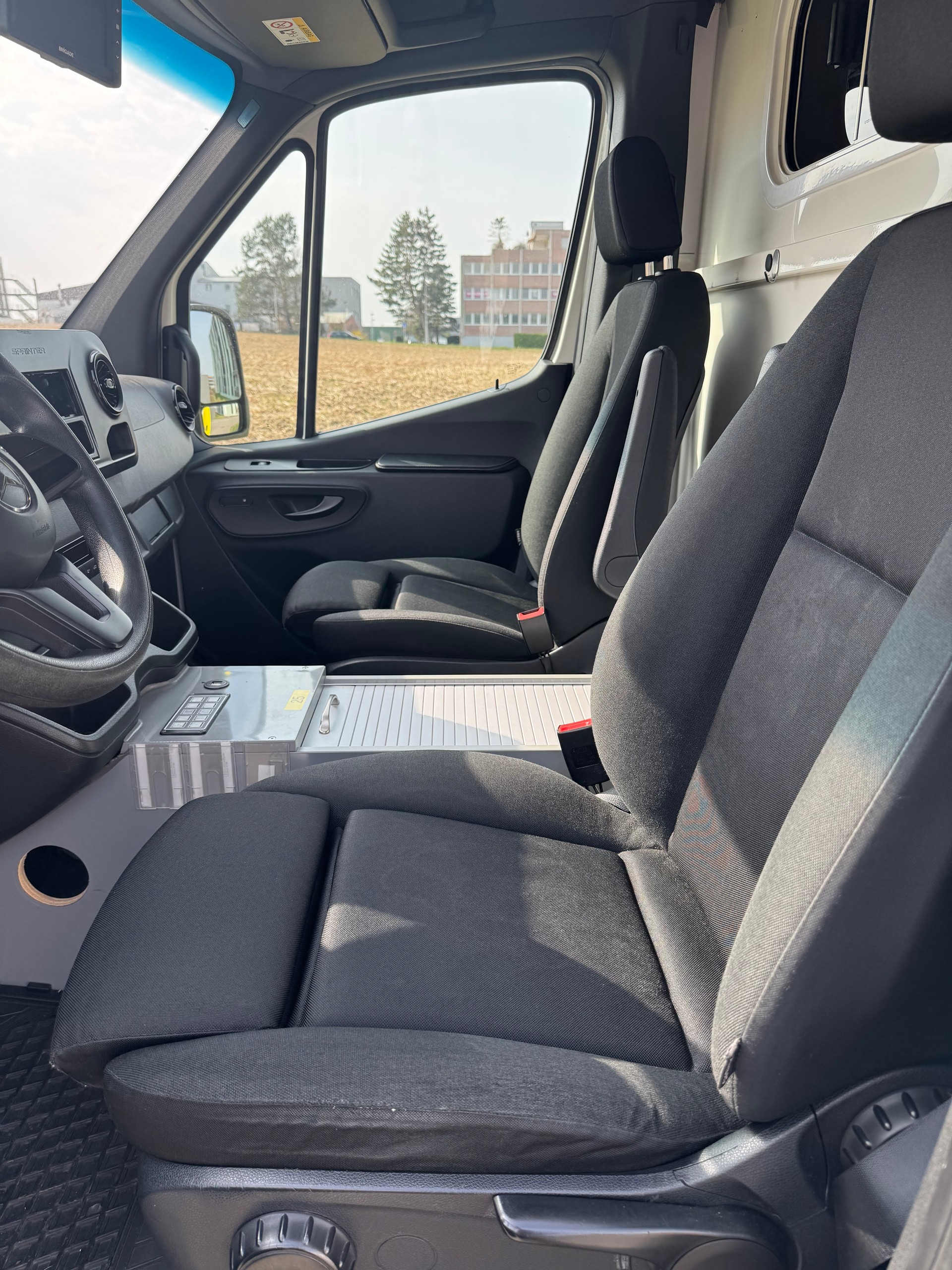 MERCEDES-BENZ Sprinter 519 CDI Lang 7G-TRONIC 4x4 Reduziert-image-11