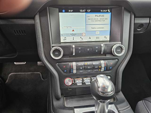 FORD Mustang Convertible 5.0 V8 GT-image-12