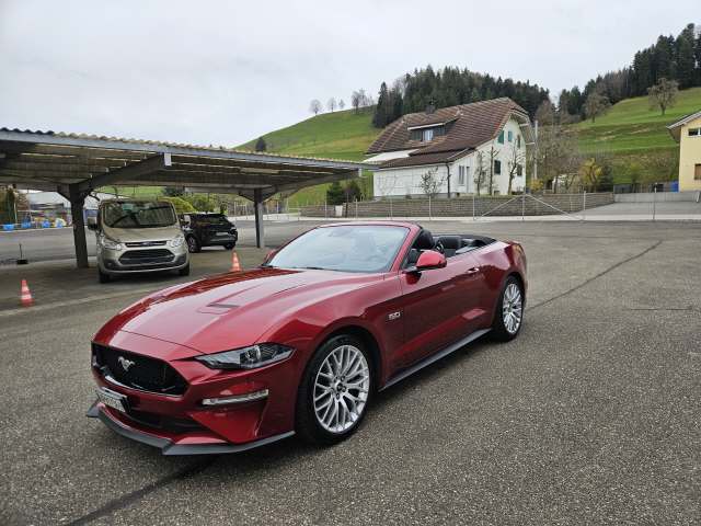 FORD Mustang Convertible 5.0 V8 GT-image-5